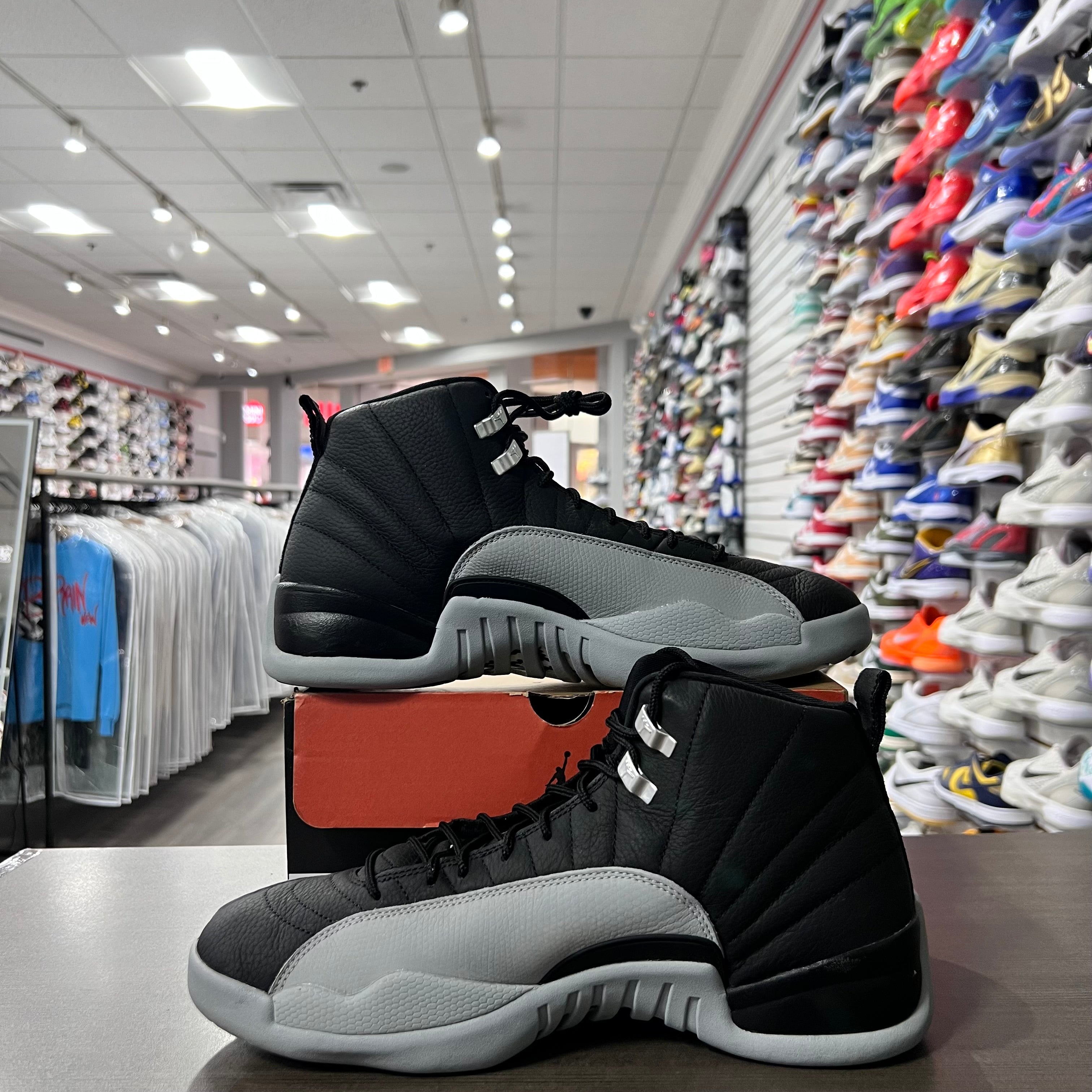 Jordan Retro 12 Mens Barons (Lightly Worn)