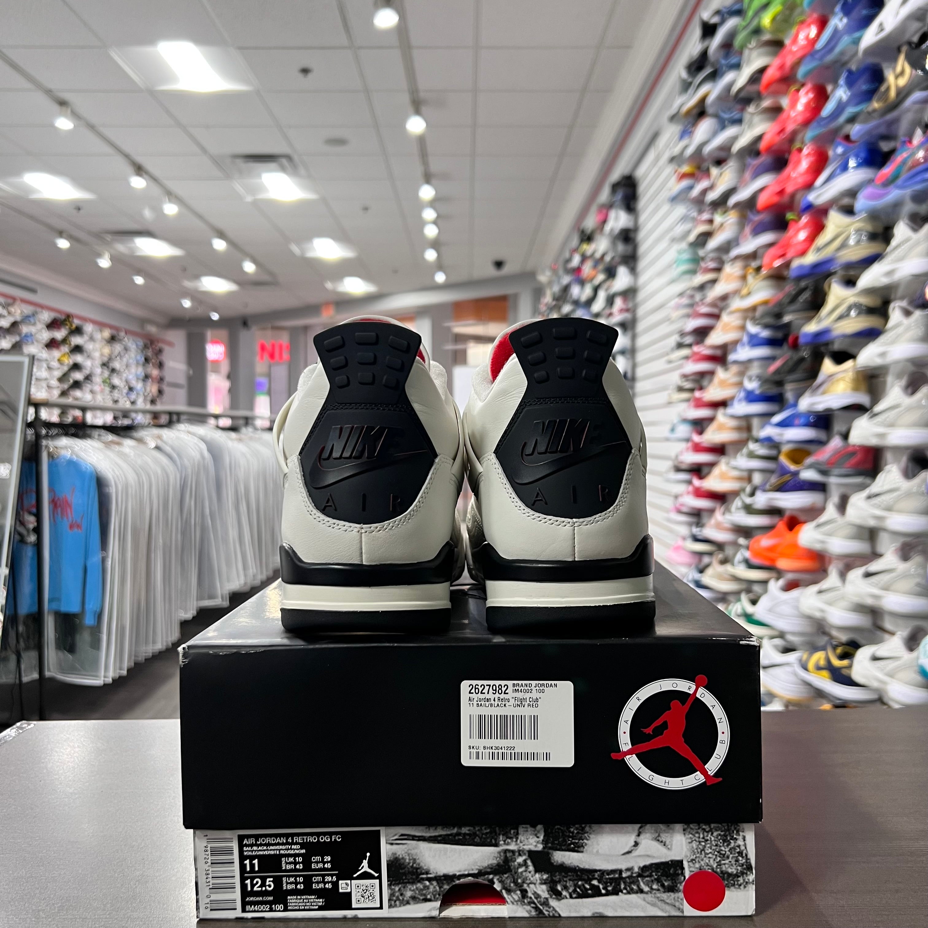 Jordan Retro 4 Men's Flight (Lightly Worn)