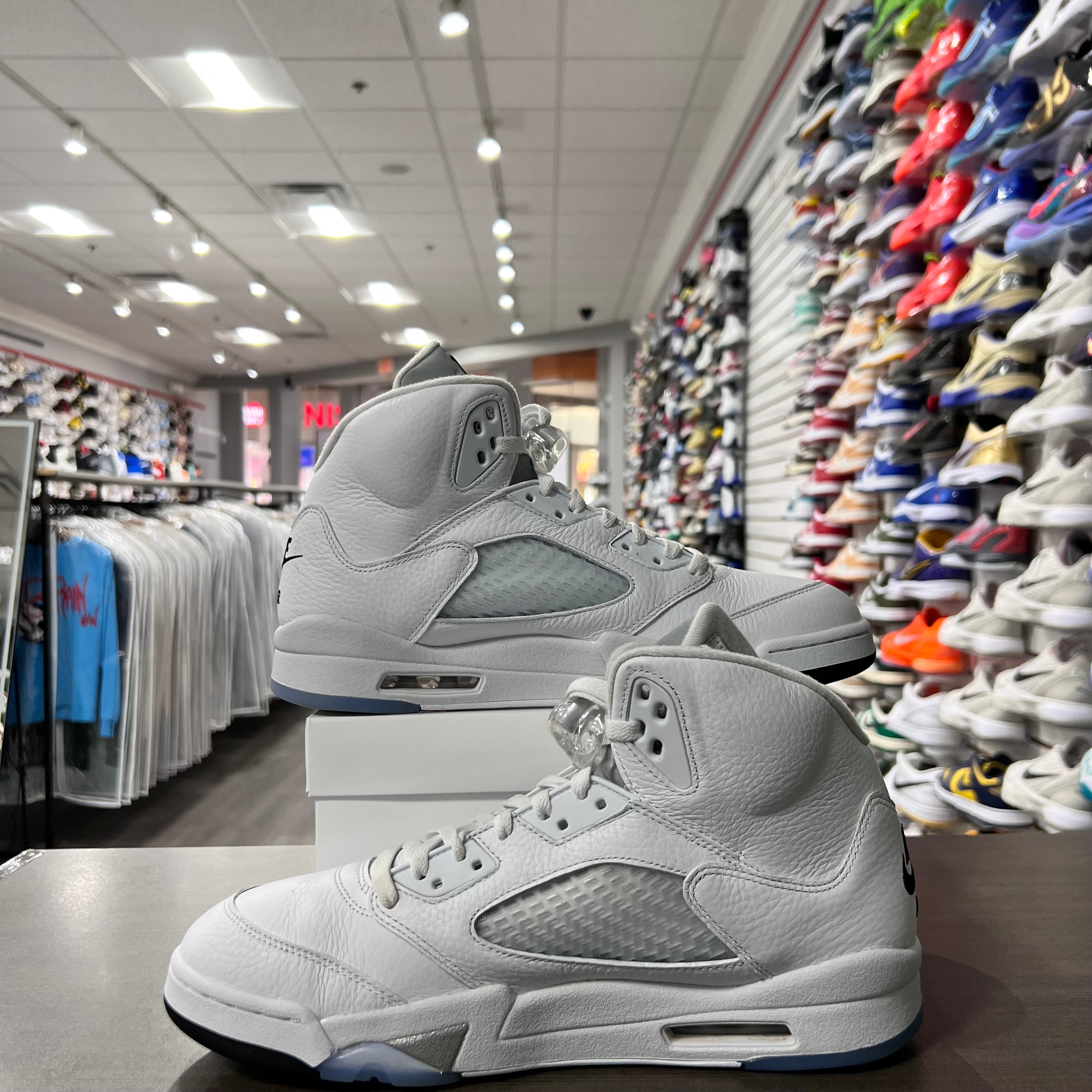 Jordan Retro 5 White Metallic (Lightly Worn+Replacement Box)