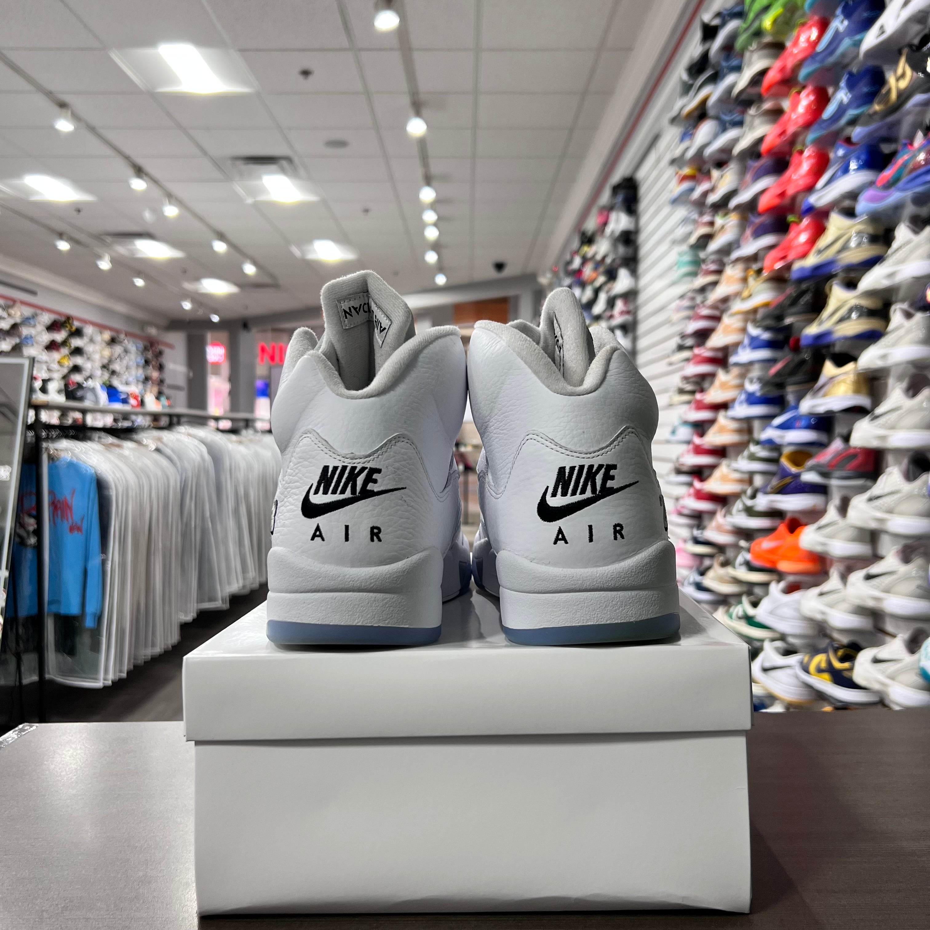 Jordan Retro 5 White Metallic (Lightly Worn+Replacement Box)