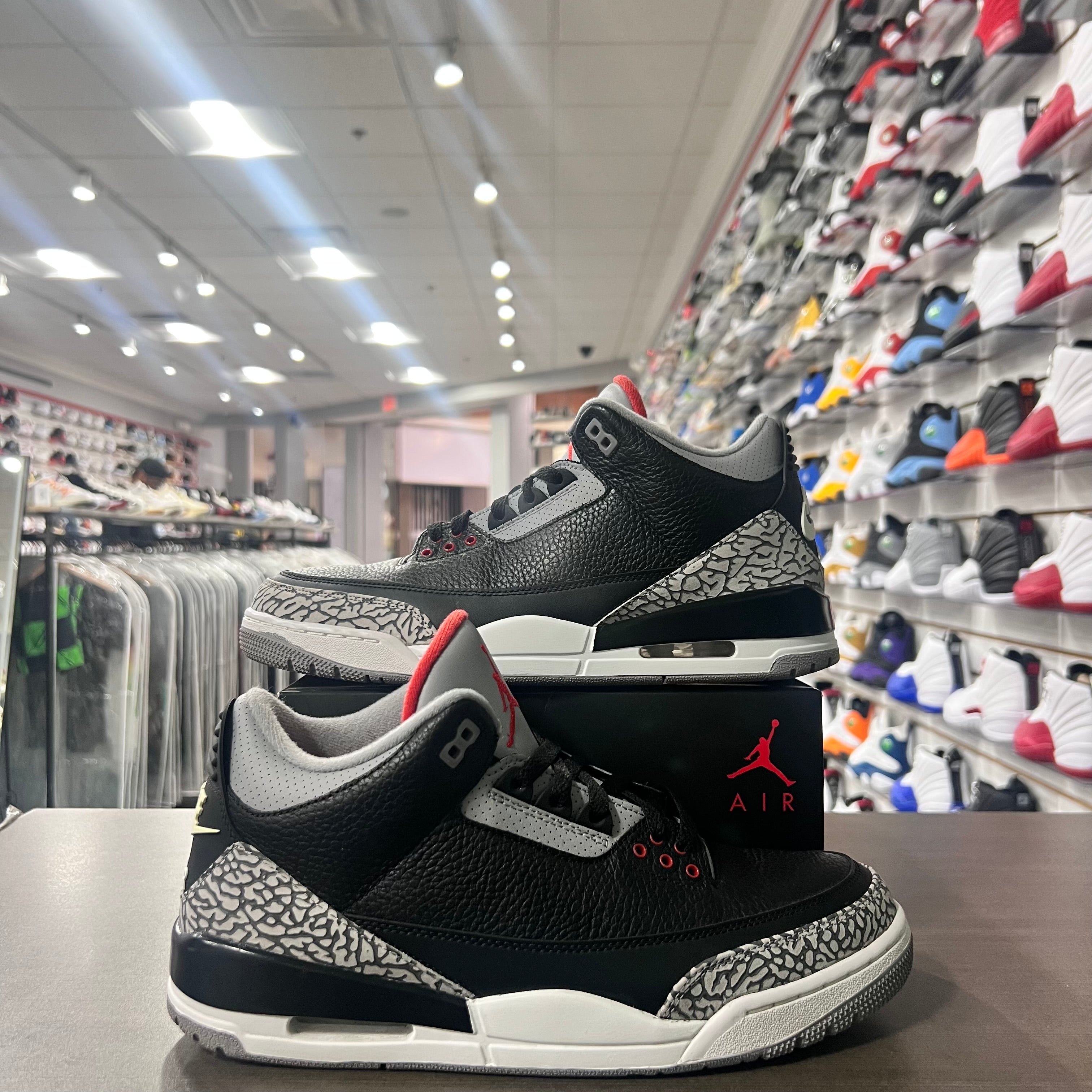 Jordan Retro 3 Mens Black Cement (2018) (Lightly Worn)