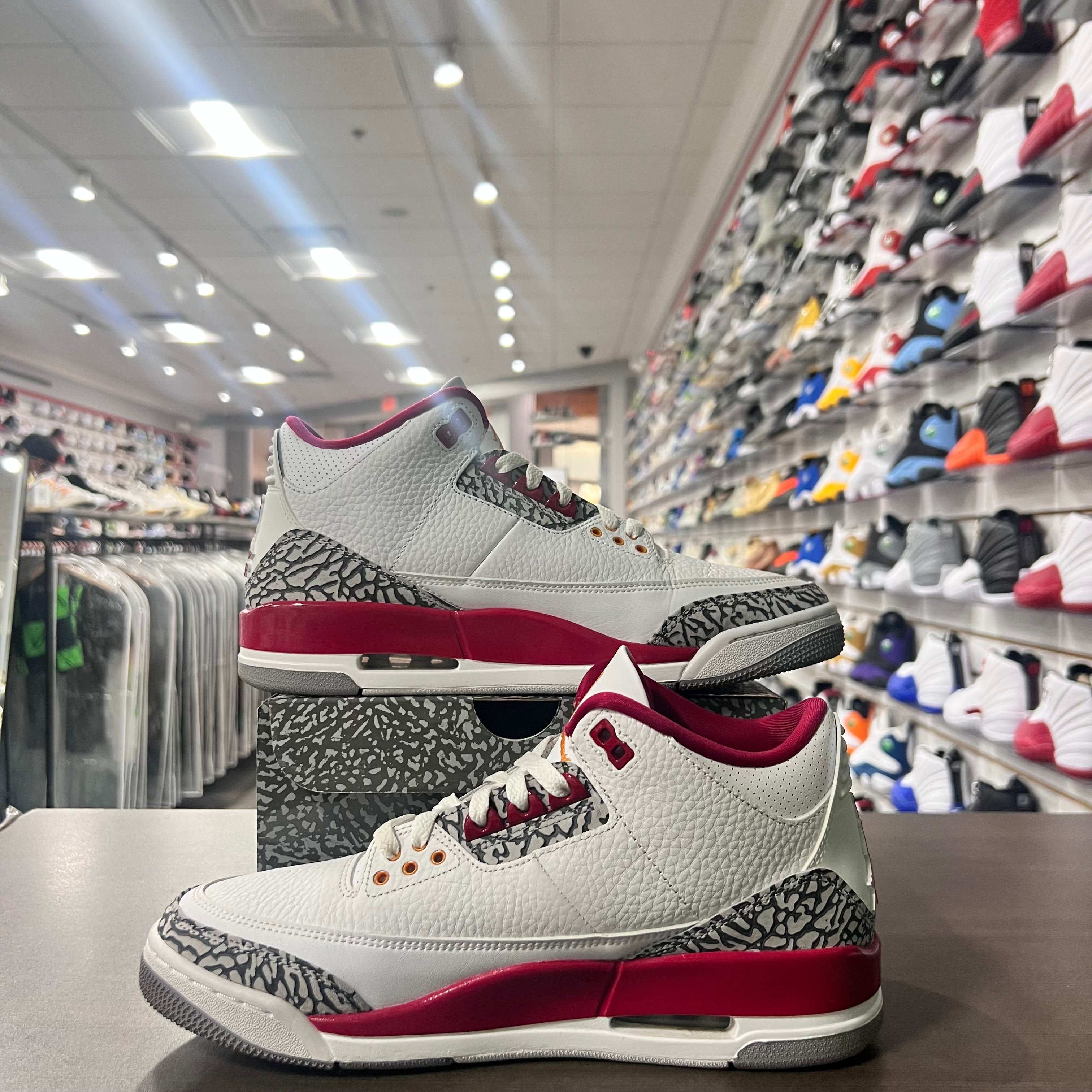 Jordan Retro 3 Mens Cardinal (Lightly Worn)