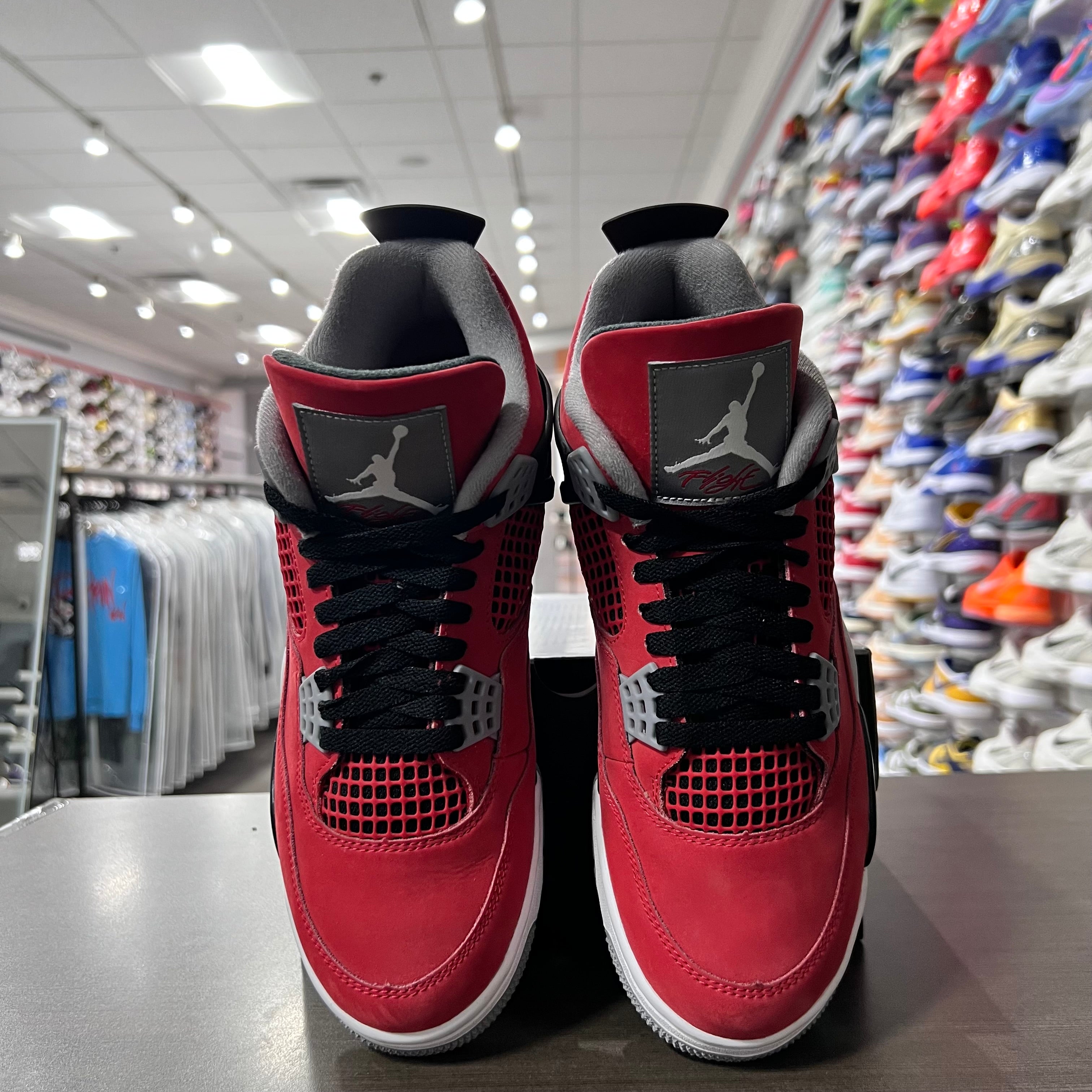 Jordan Retro 4 Mens Toro Bravo (Lightly Worn)
