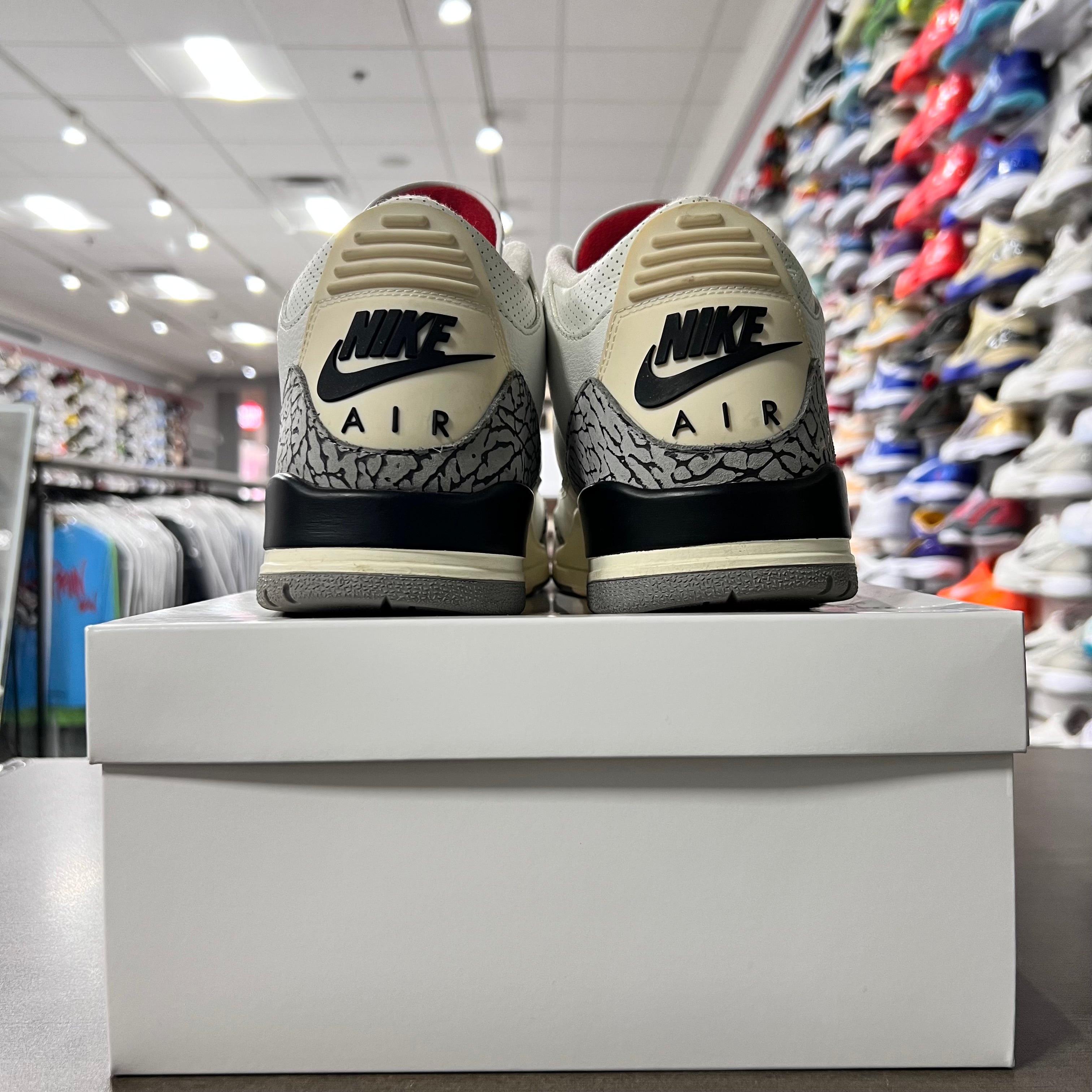 Jordan Retro 3 Mens Reimagined White Cement (Lightly Worn+Replacement Box)