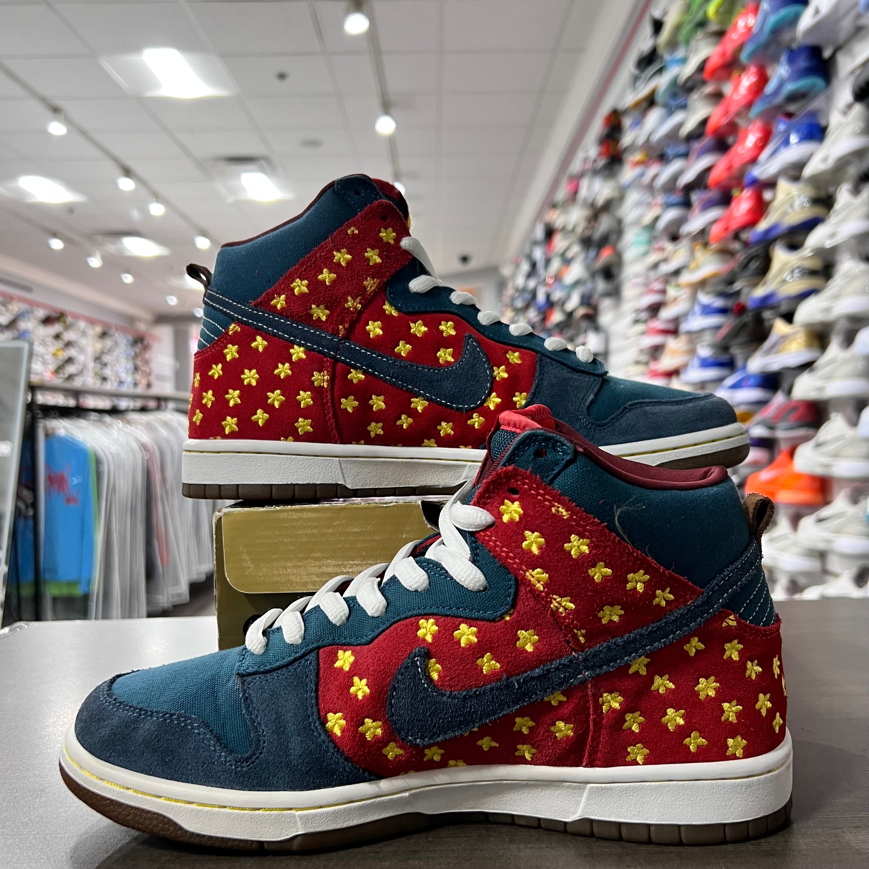 Nike SB Dunk High Quagmires (Lightly Worn)