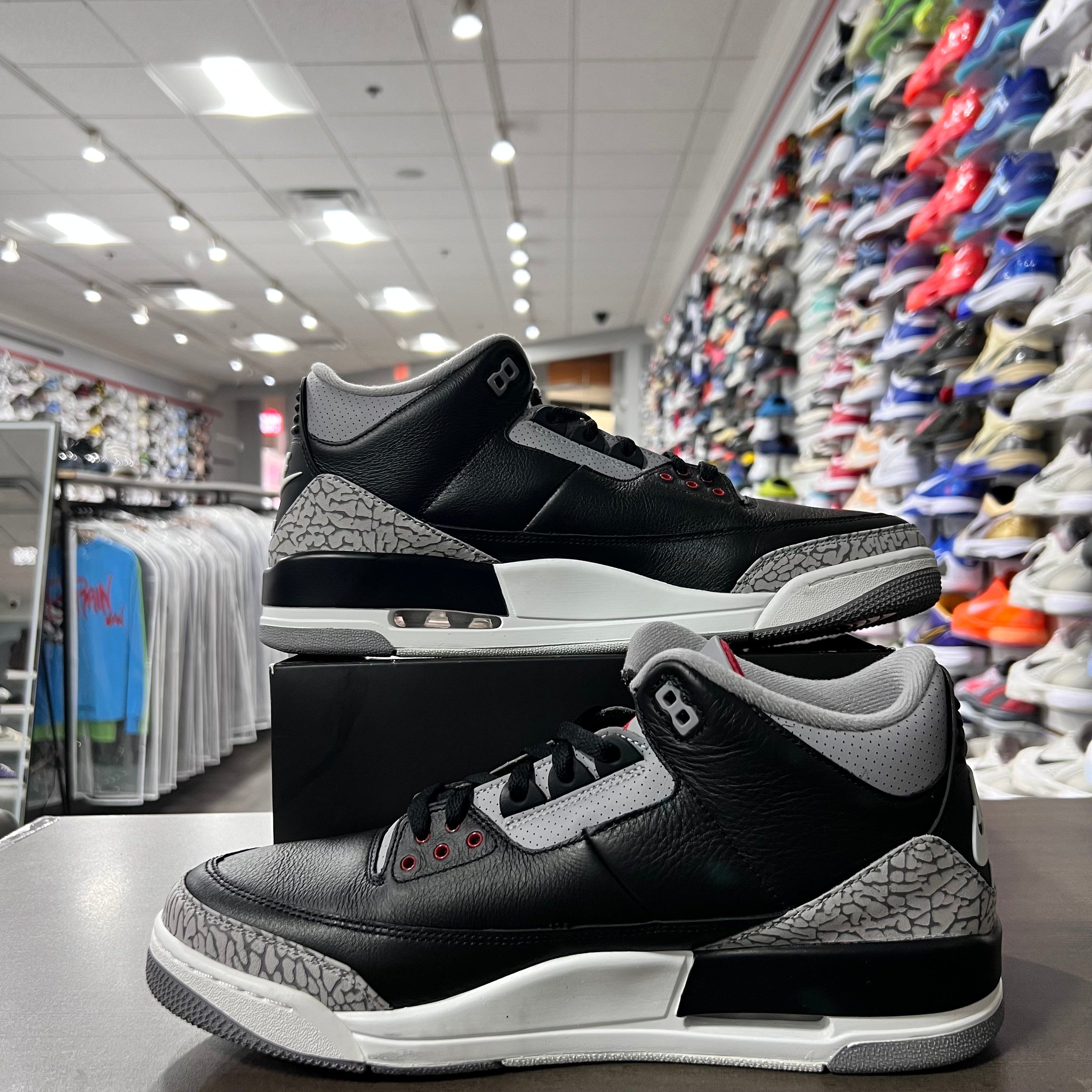 Jordan Retro 3 Mens Black Cement (2024)(Lightly Worn)