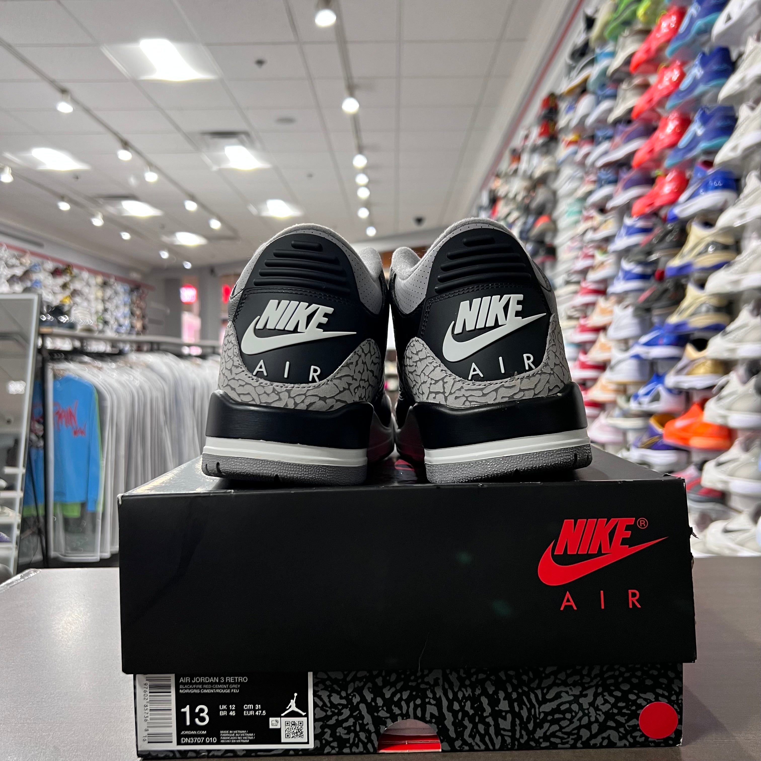 Jordan Retro 3 Mens Black Cement (2024)(Lightly Worn)