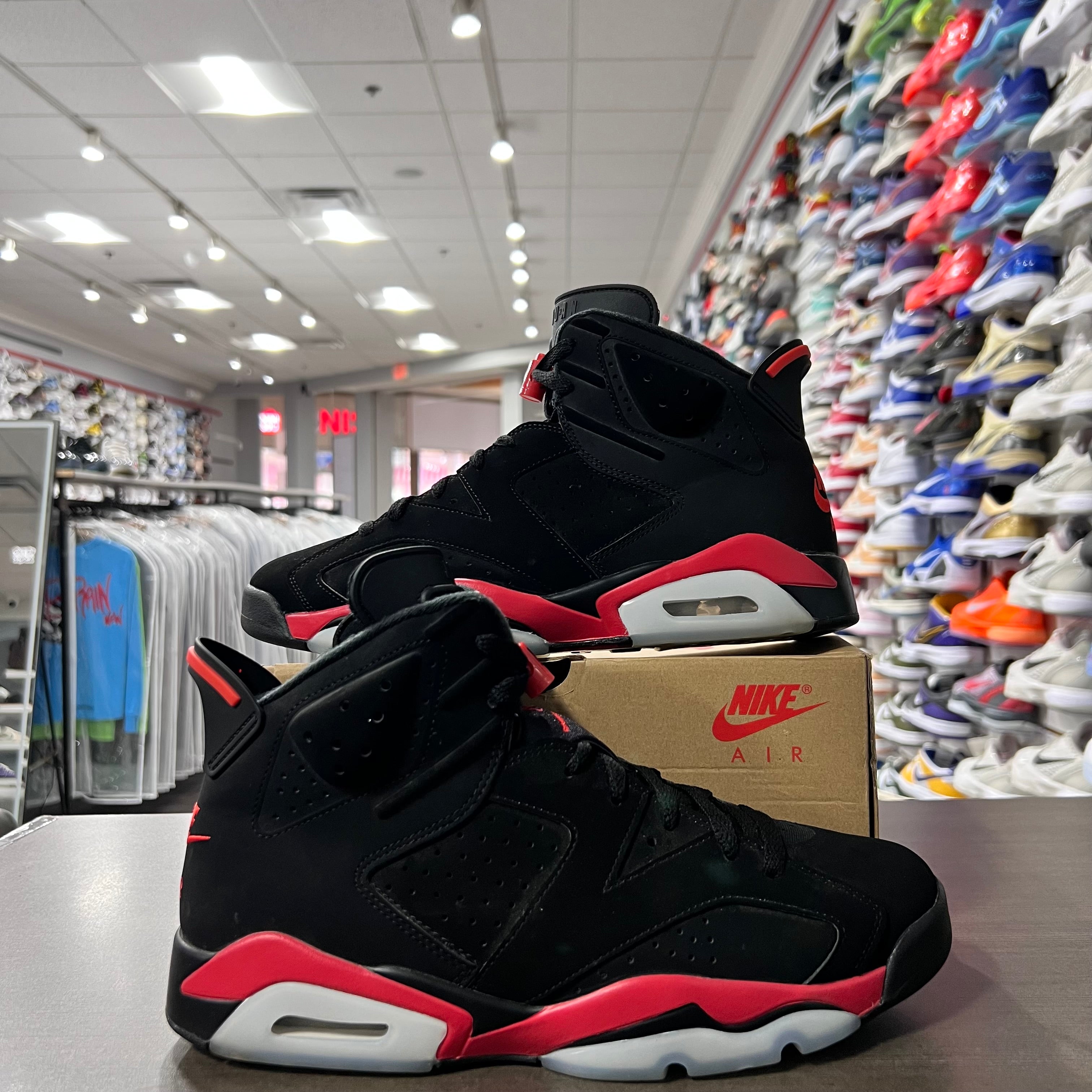 Jordan Retro 6 Mens Salesman (Lightly Worn)