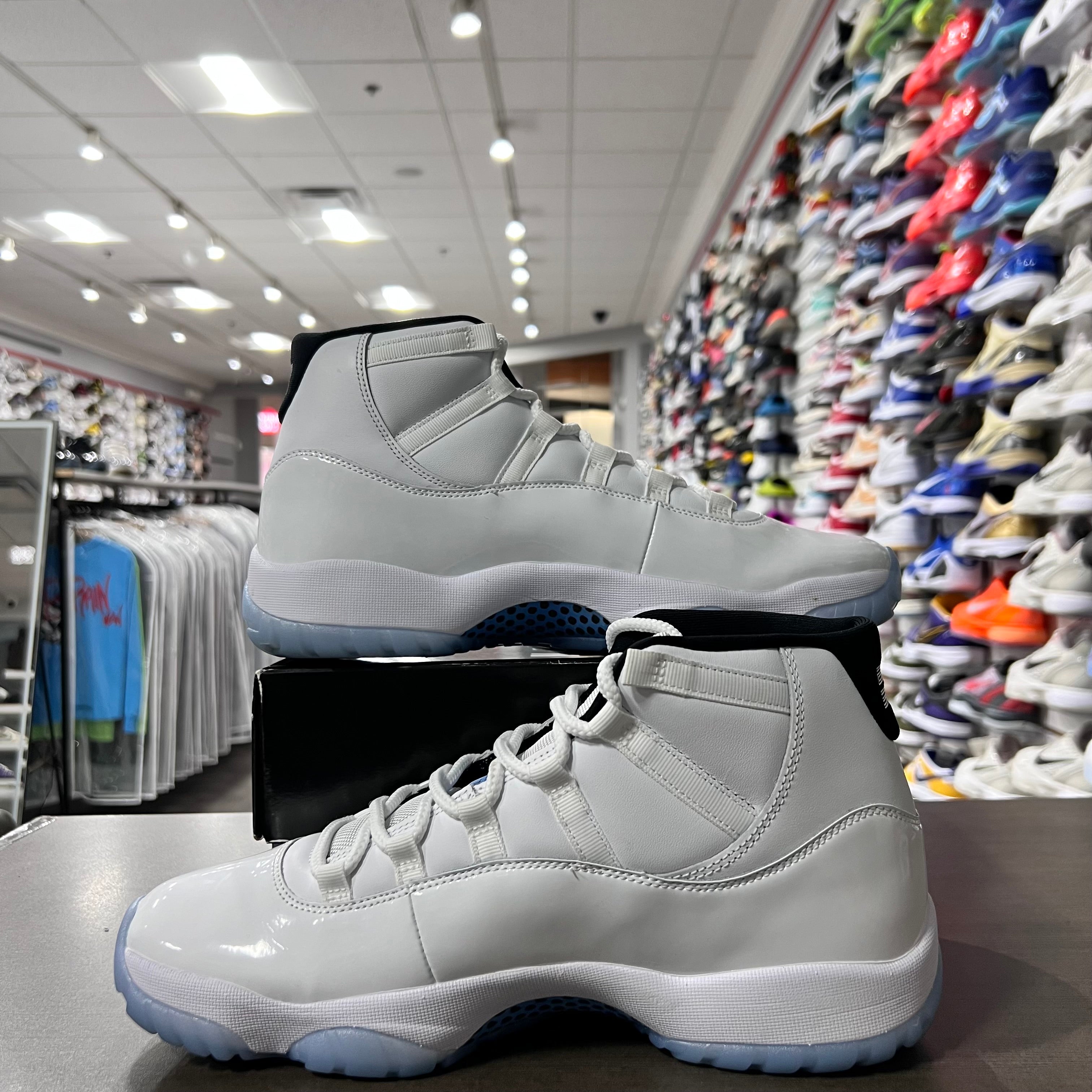 Jordan Retro 11 Mens Legend Blue (Lightly Worn)