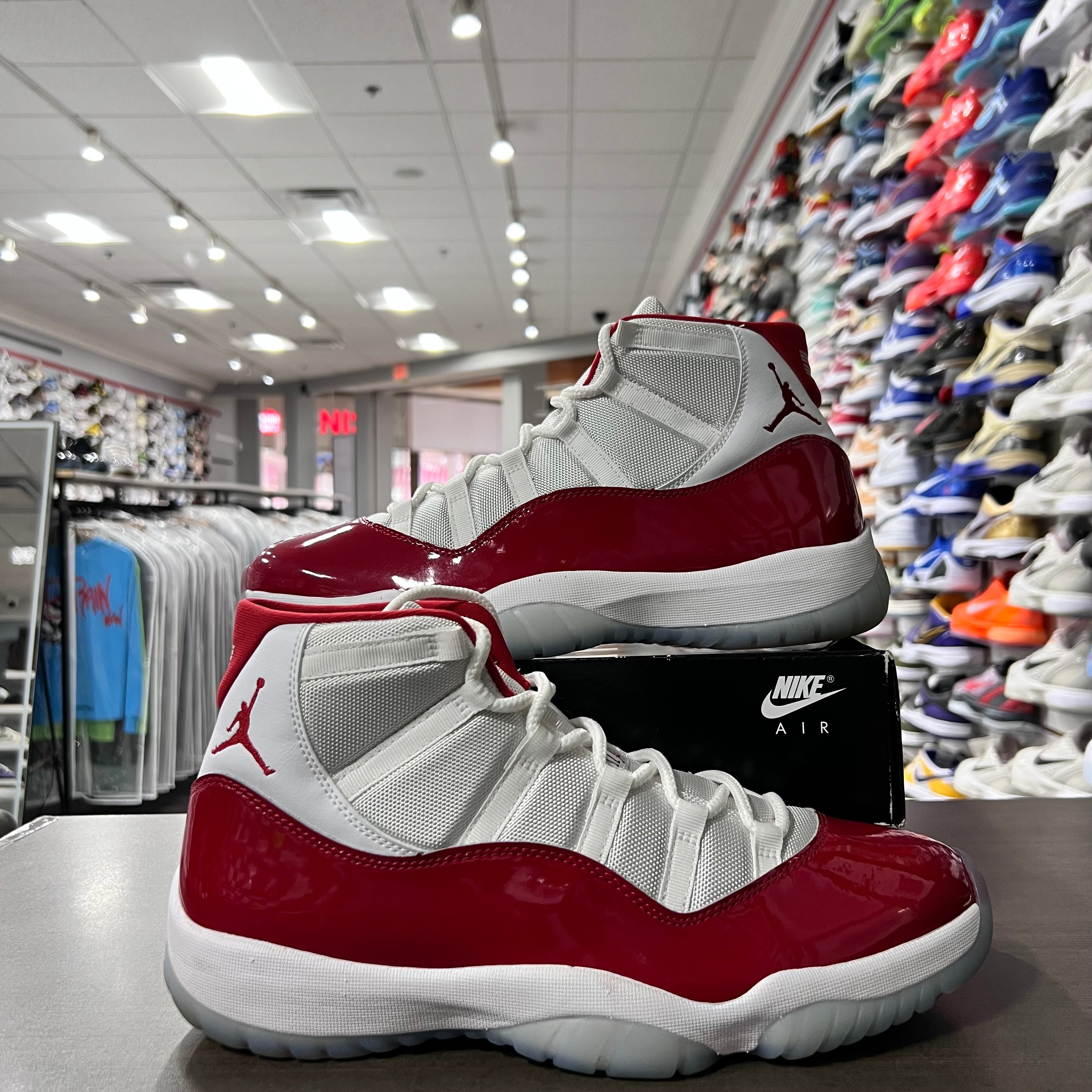 Jordan Retro 11 Mens Cherry (Lightly Worn)
