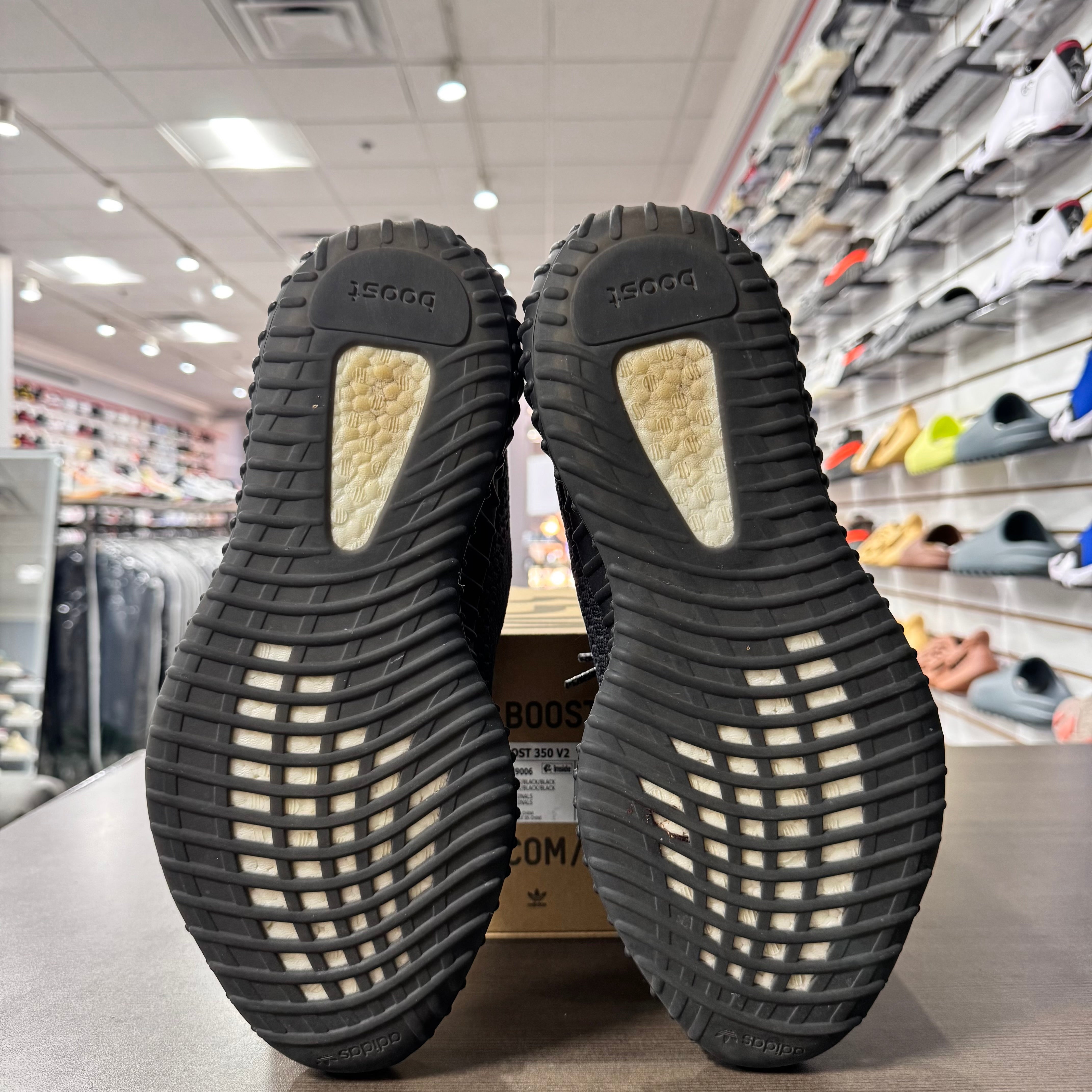 Yeezy 350 V2 Yecheil (Lightly Worn)