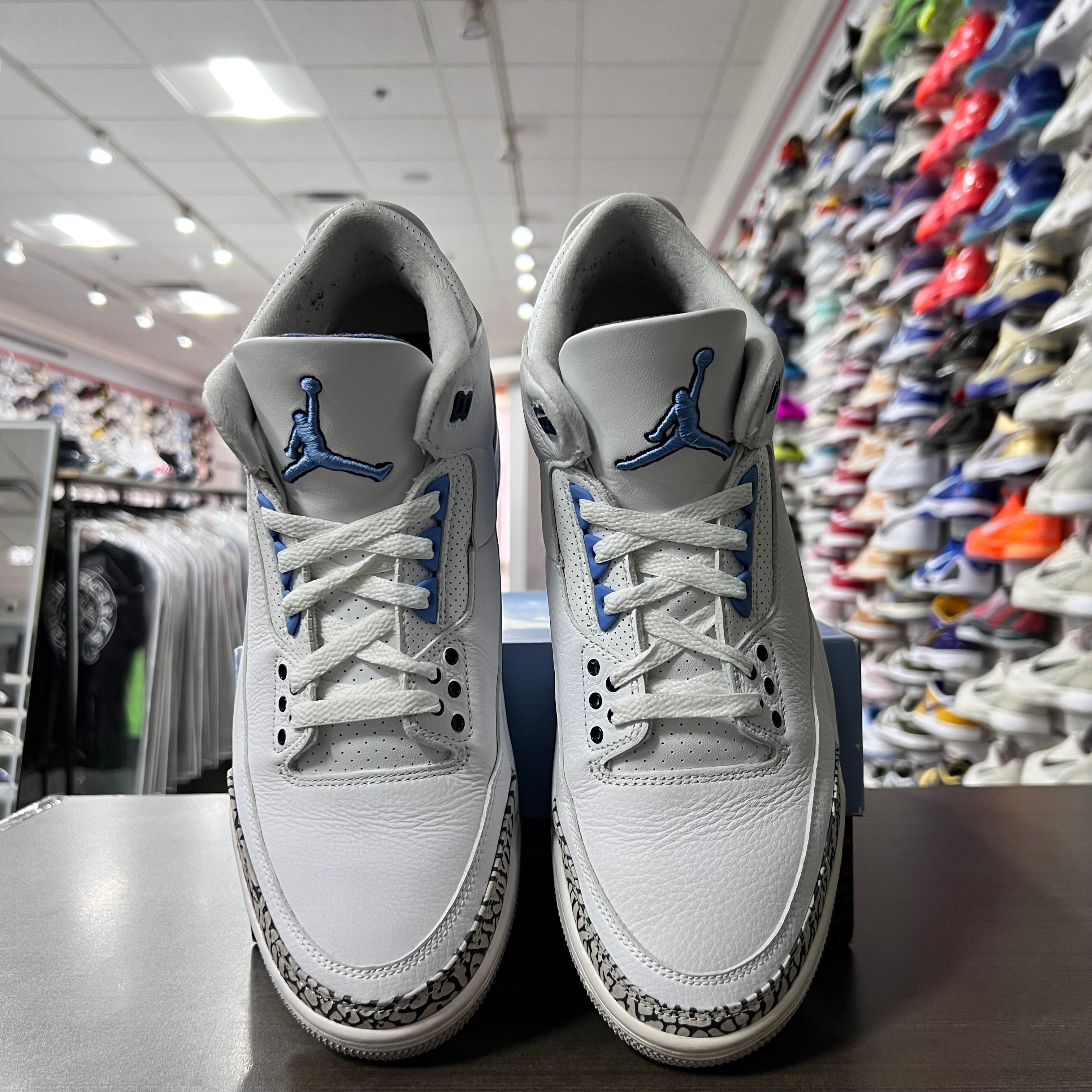 Jordan Retro 3 Mens UNC (Lightly Worn)