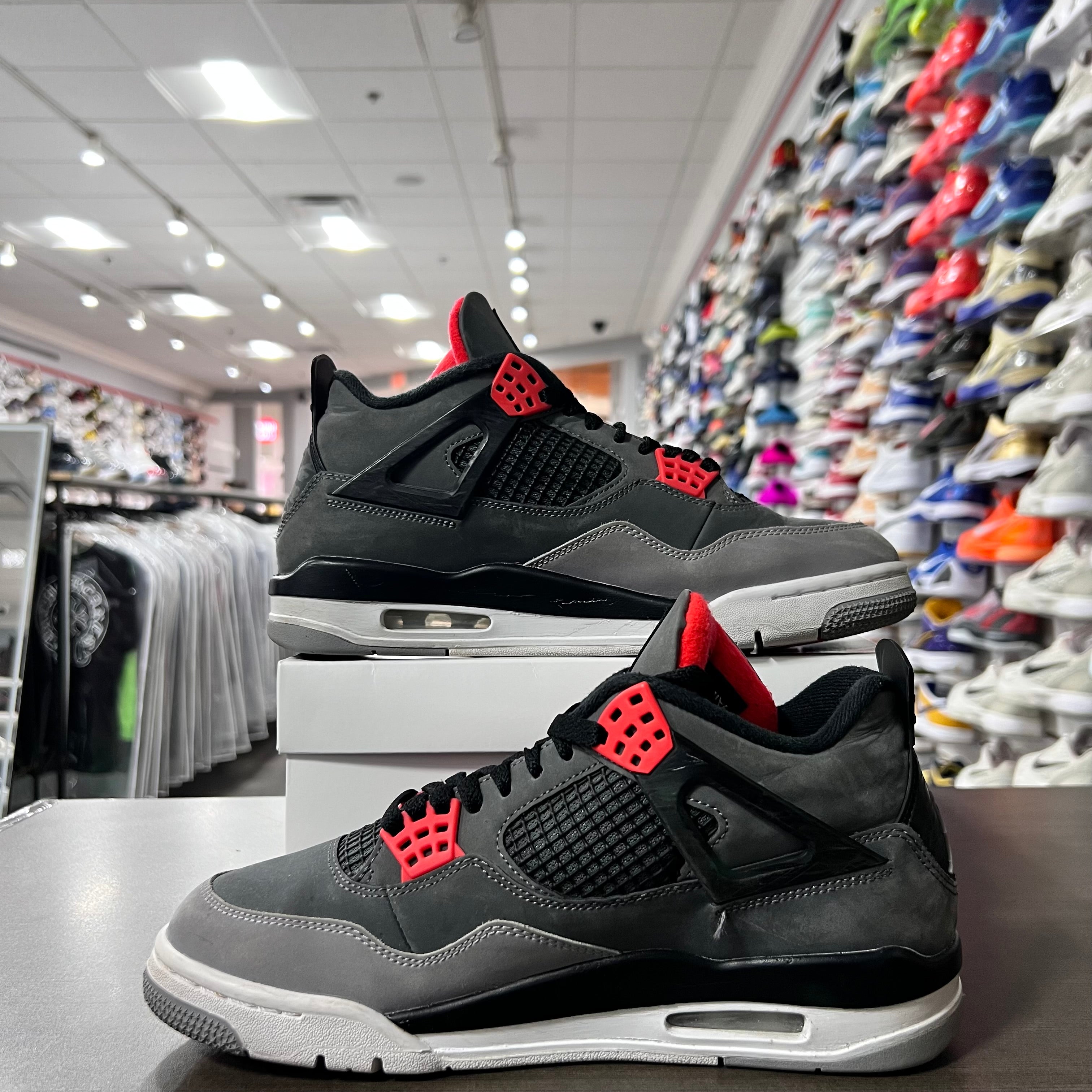 Jordan Retro 4 Mens Infrared (Lightly Worn)