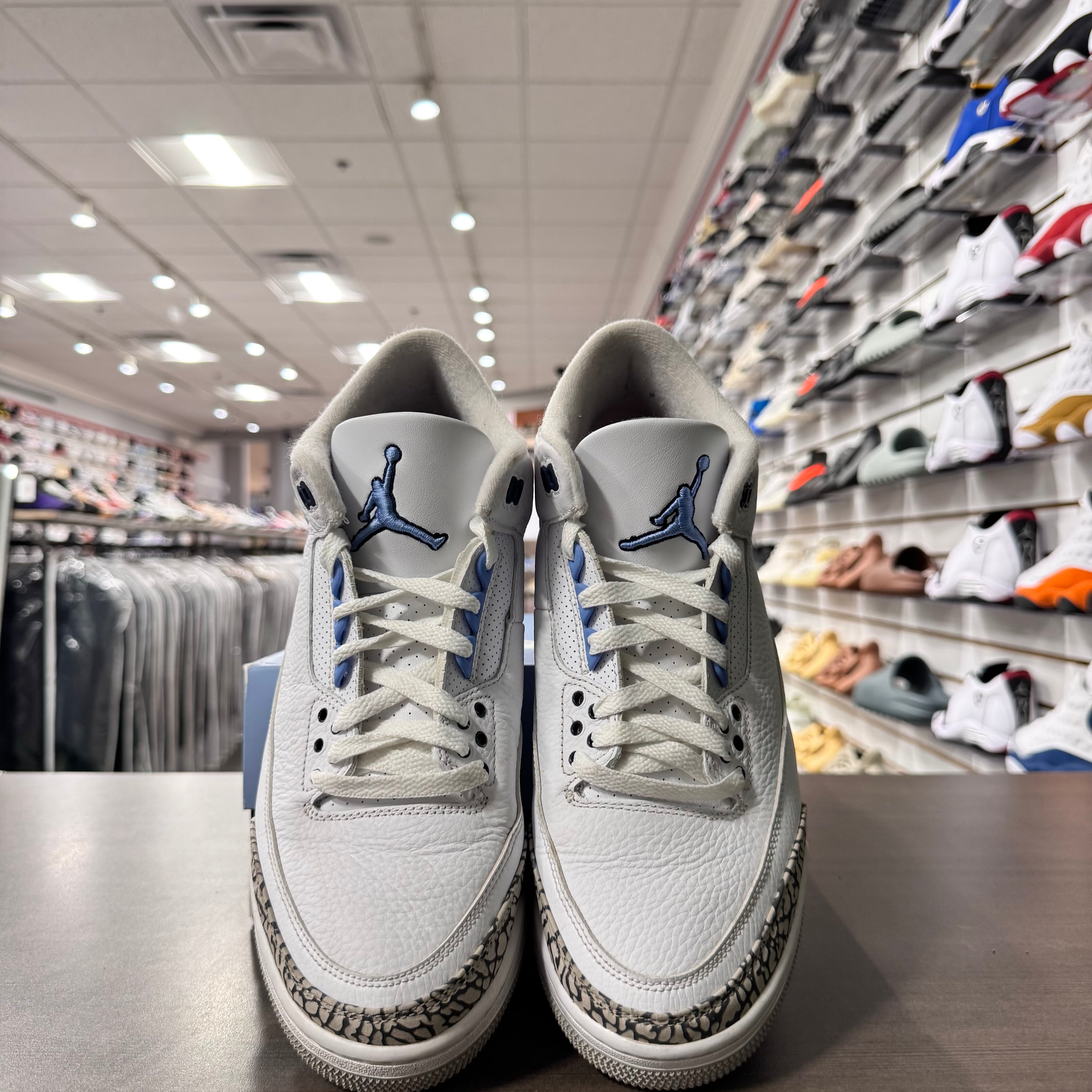 Jordan Retro 3 Mens UNC (Lightly Worn)