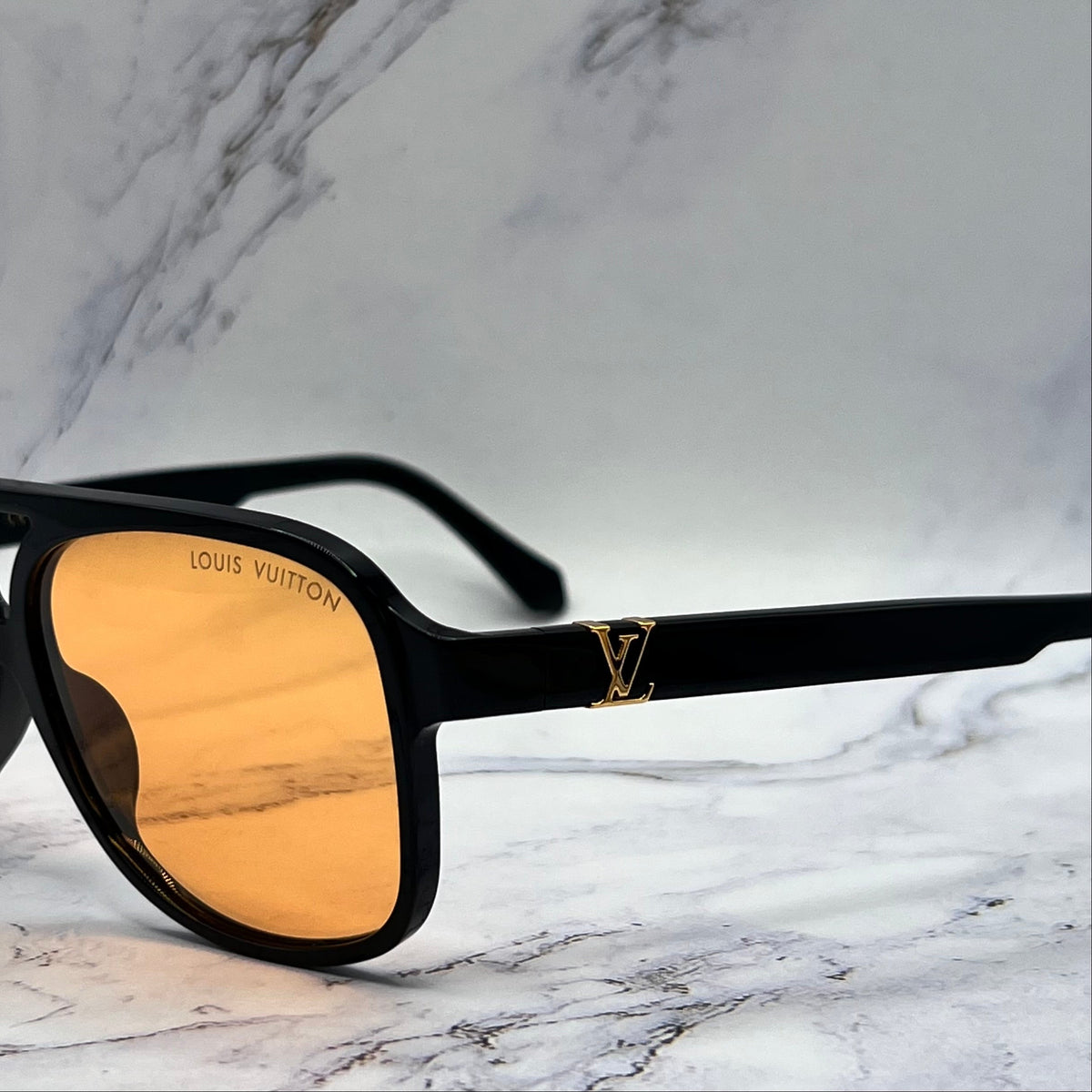 Louis Vuitton Hit Sunglasses (Slightly Worn)