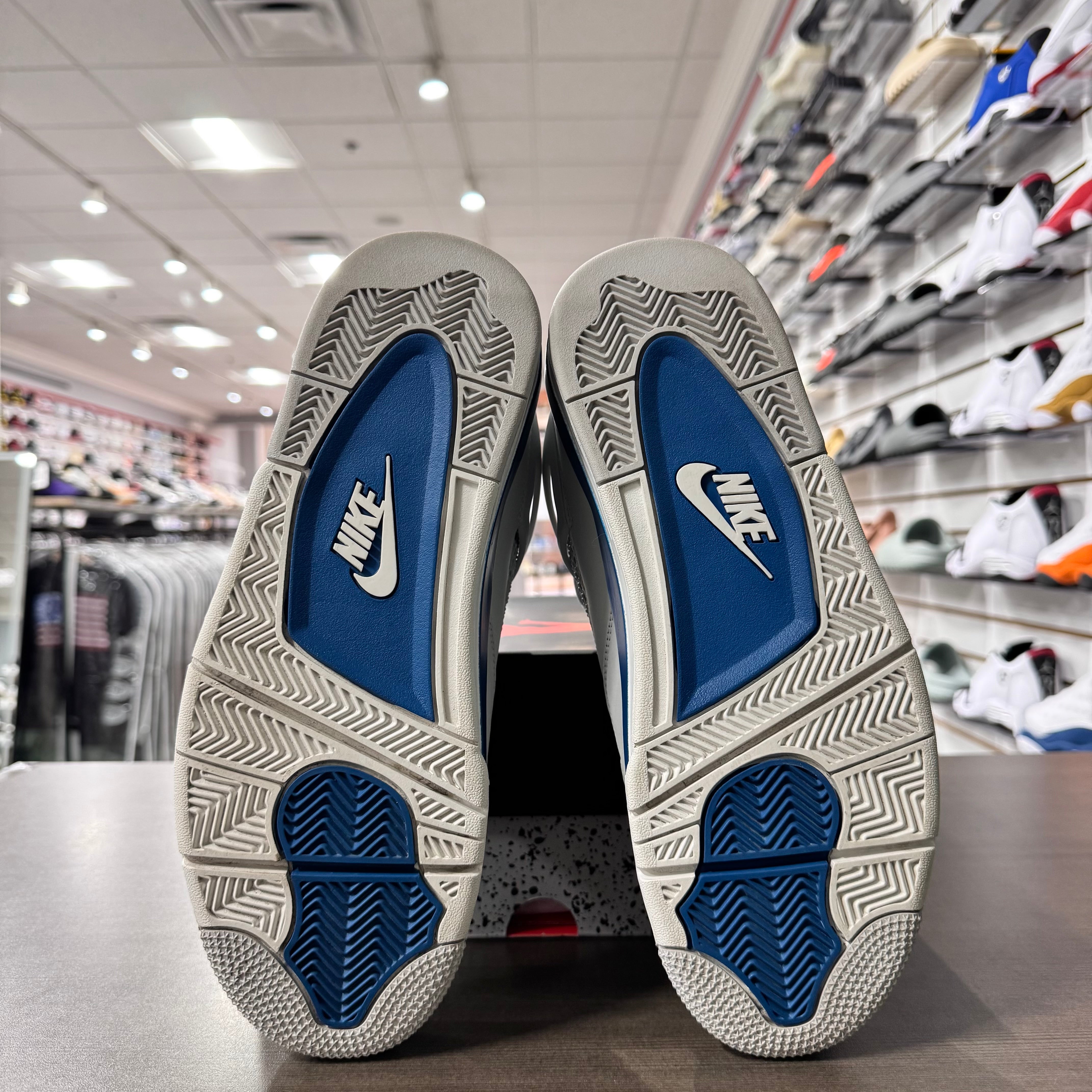 Jordan Retro 4 Mens Military Blue (Lightly Worn)