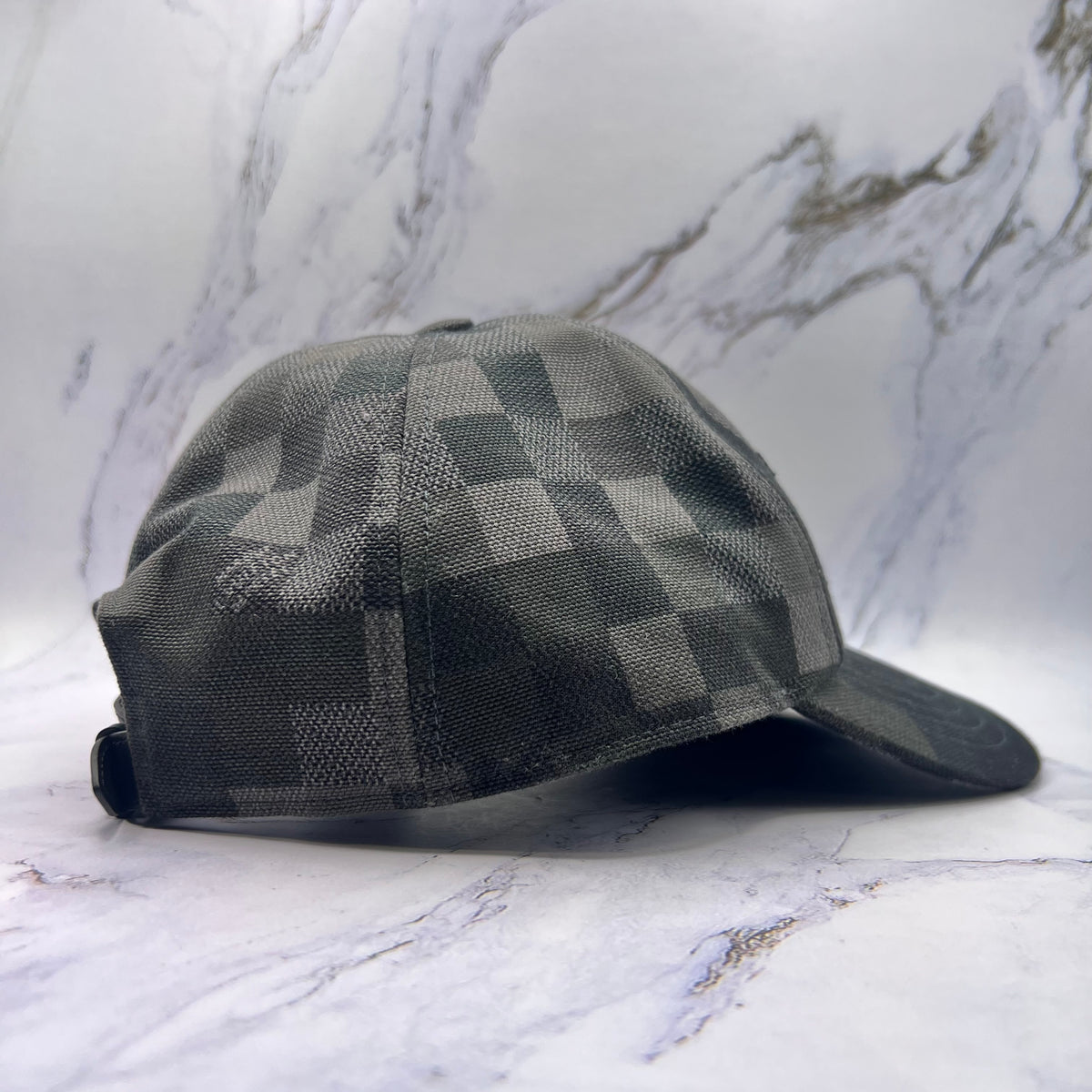 Louis Vuitton LV Vers Damoflauge Hat Black (Lightly Worn)