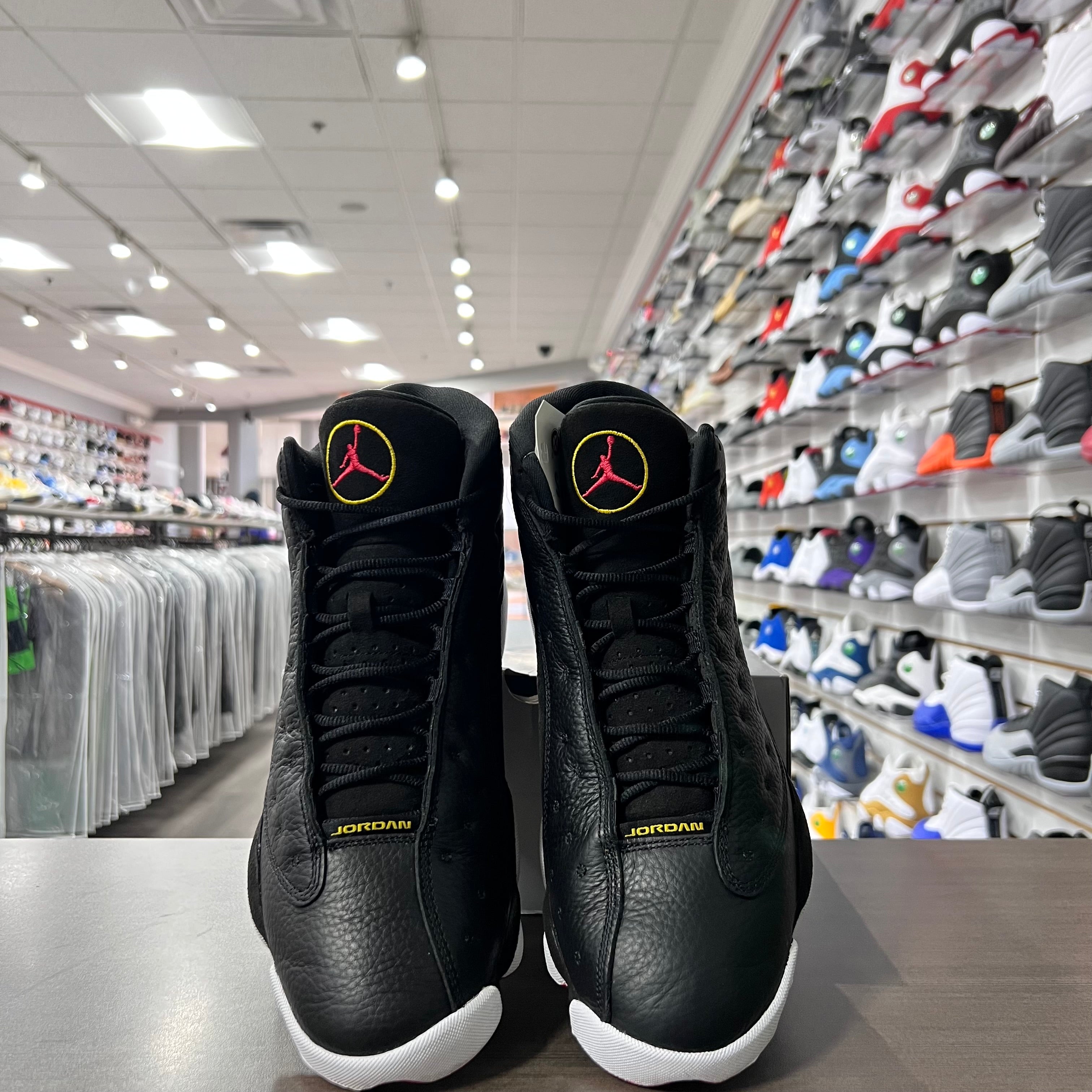 Jordan Retro 13 Mens Playoff (Lightly Worn)