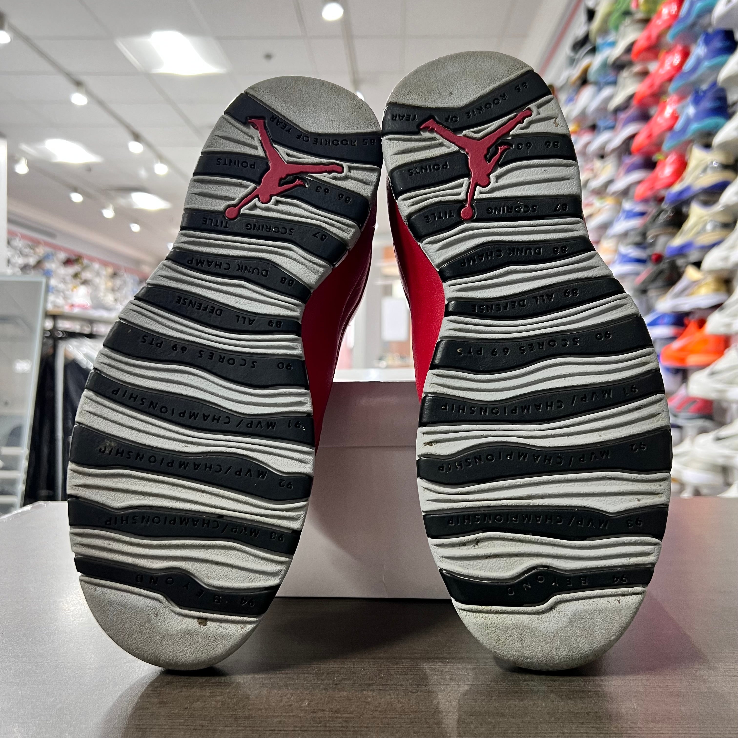 Jordan Retro 10 Mens Bulls Over Broadway (Lightly Worn+Replacement Box)