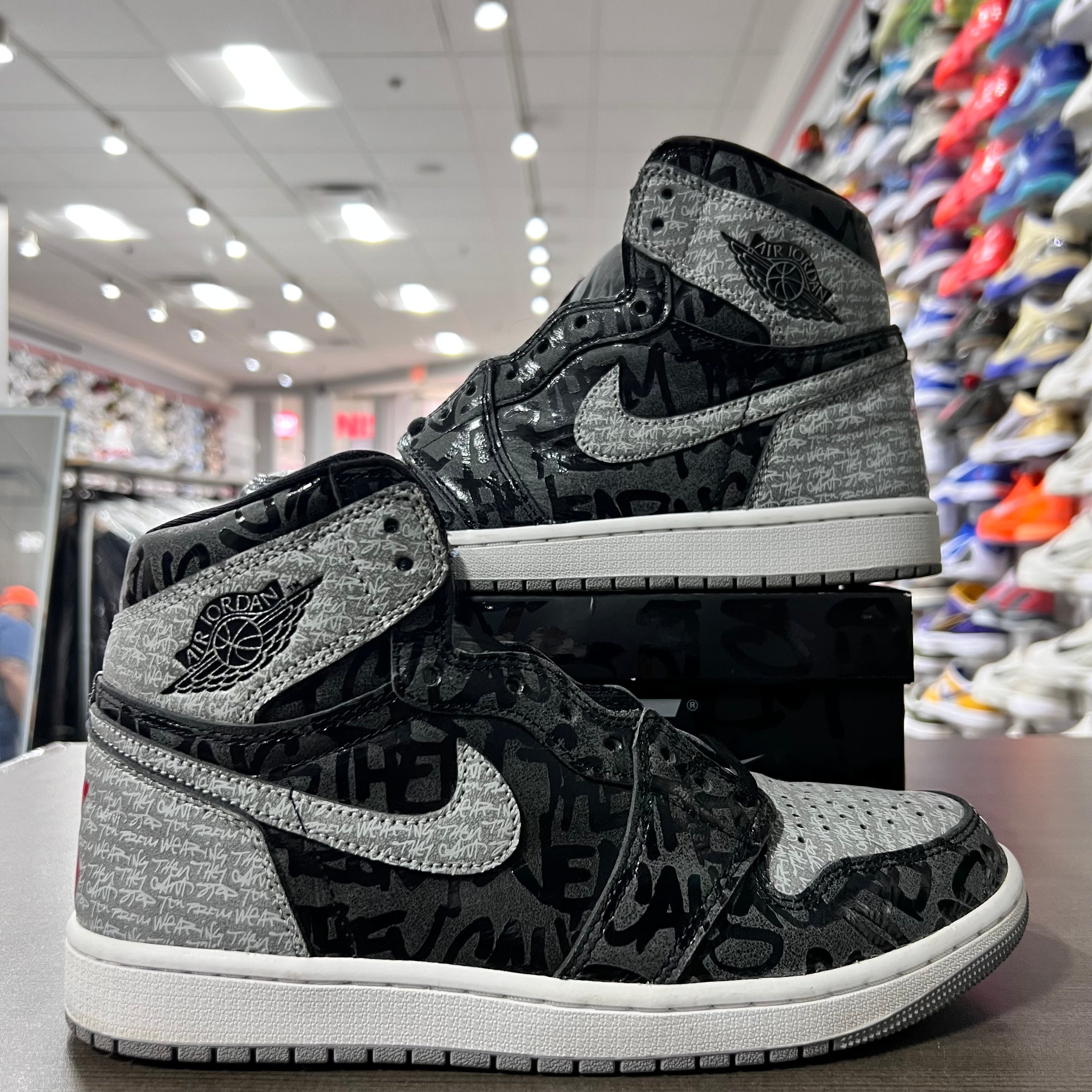 Jordan Retro 1 High Og Mens Rebellionaire (Lightly Worn)
