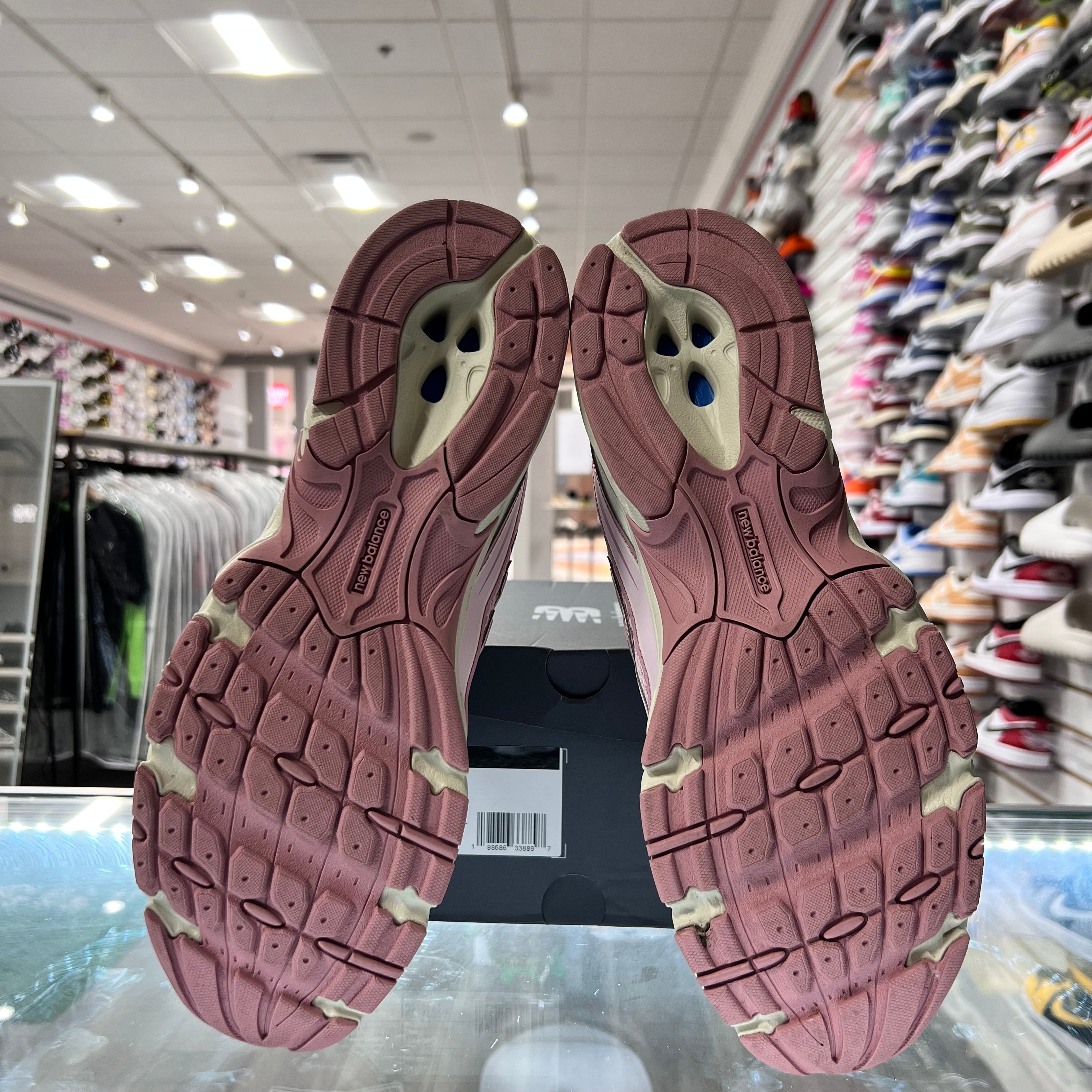 New Balance 740v2 Pink Granite (Lightly Worn)