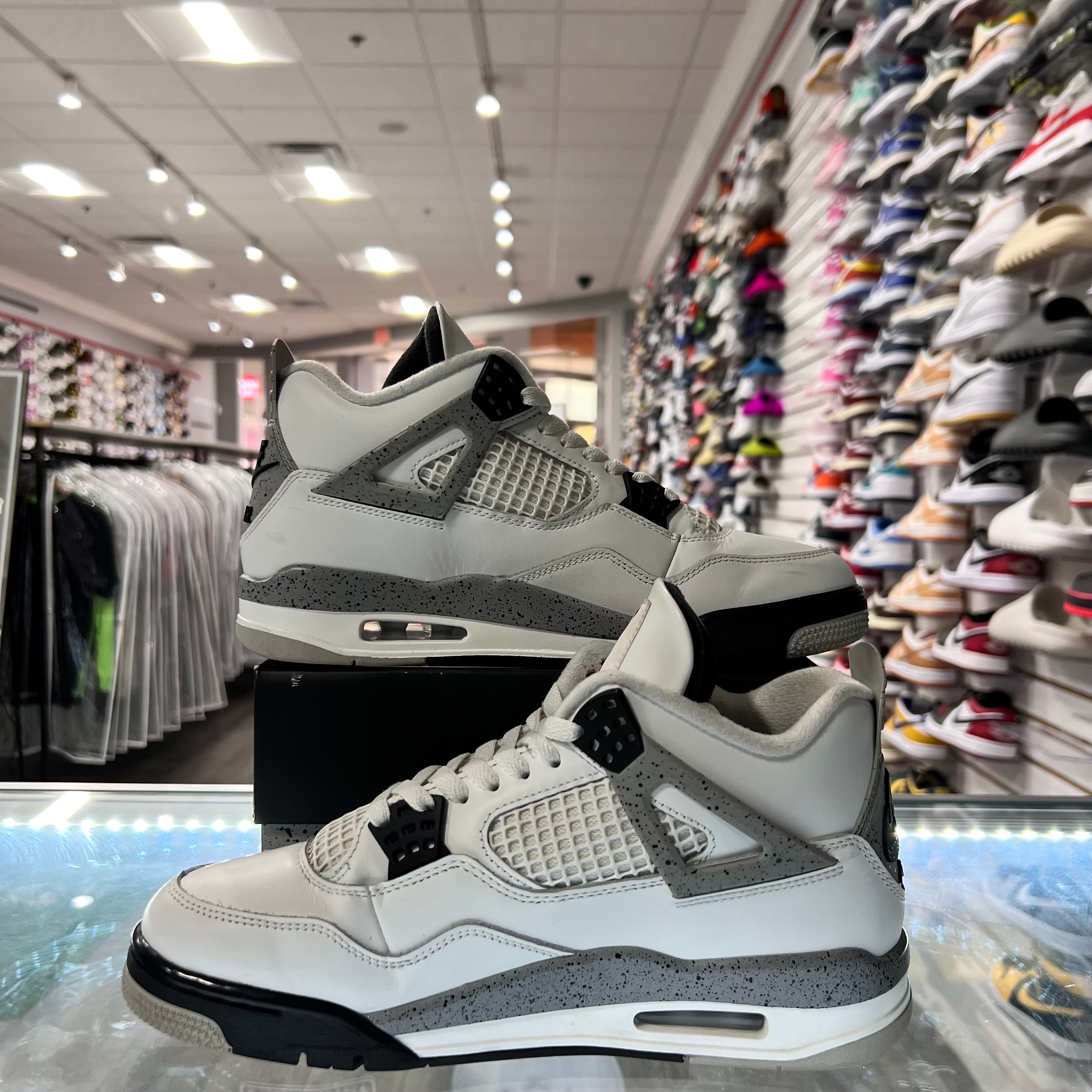 Jordan Retro 4 Mens White Cement (Lightly Worn)