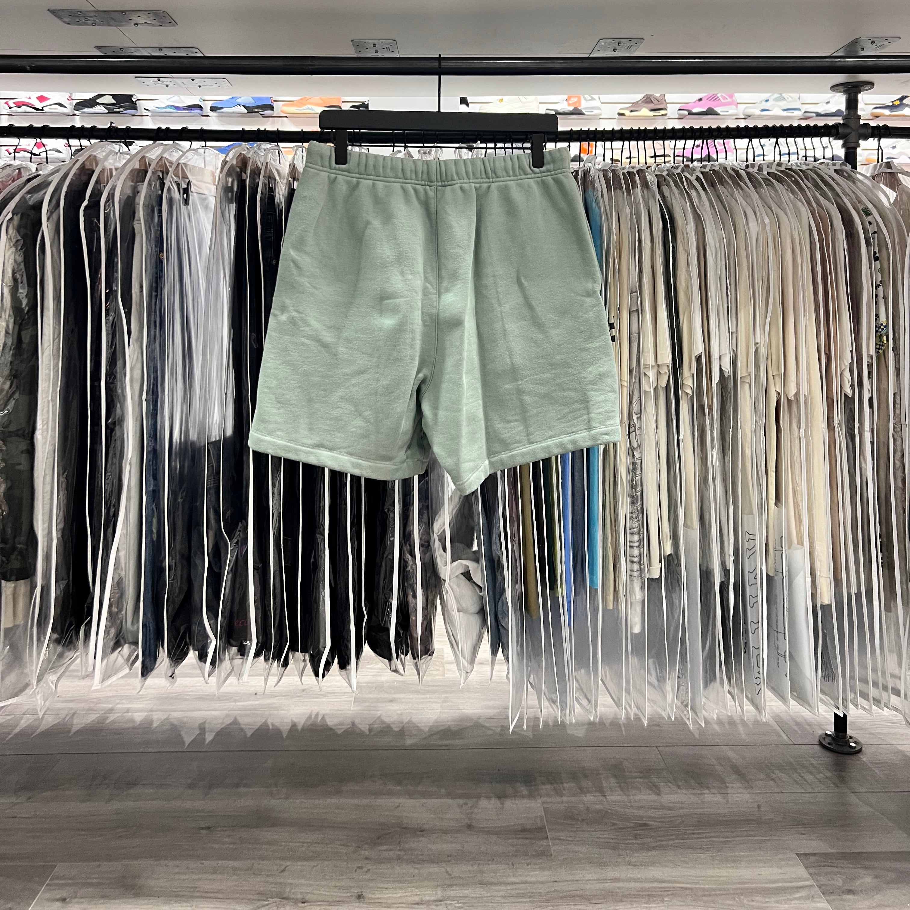 Fear Of God Essentials Shorts Sycamore SS23 (Lightly Worn)