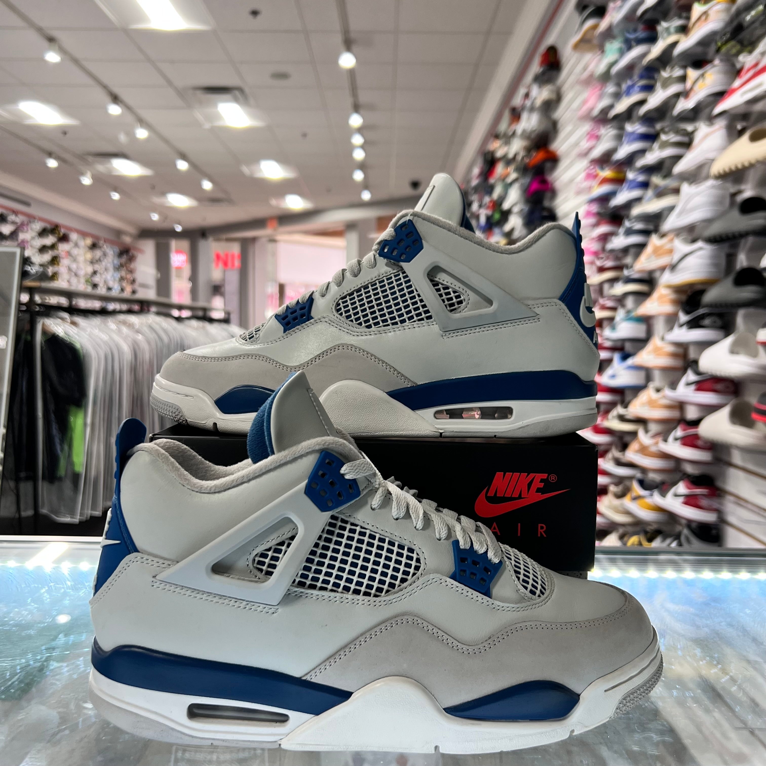 Jordan Retro 4 Mens Military Blue (Lightly Worn+Replacement Box)