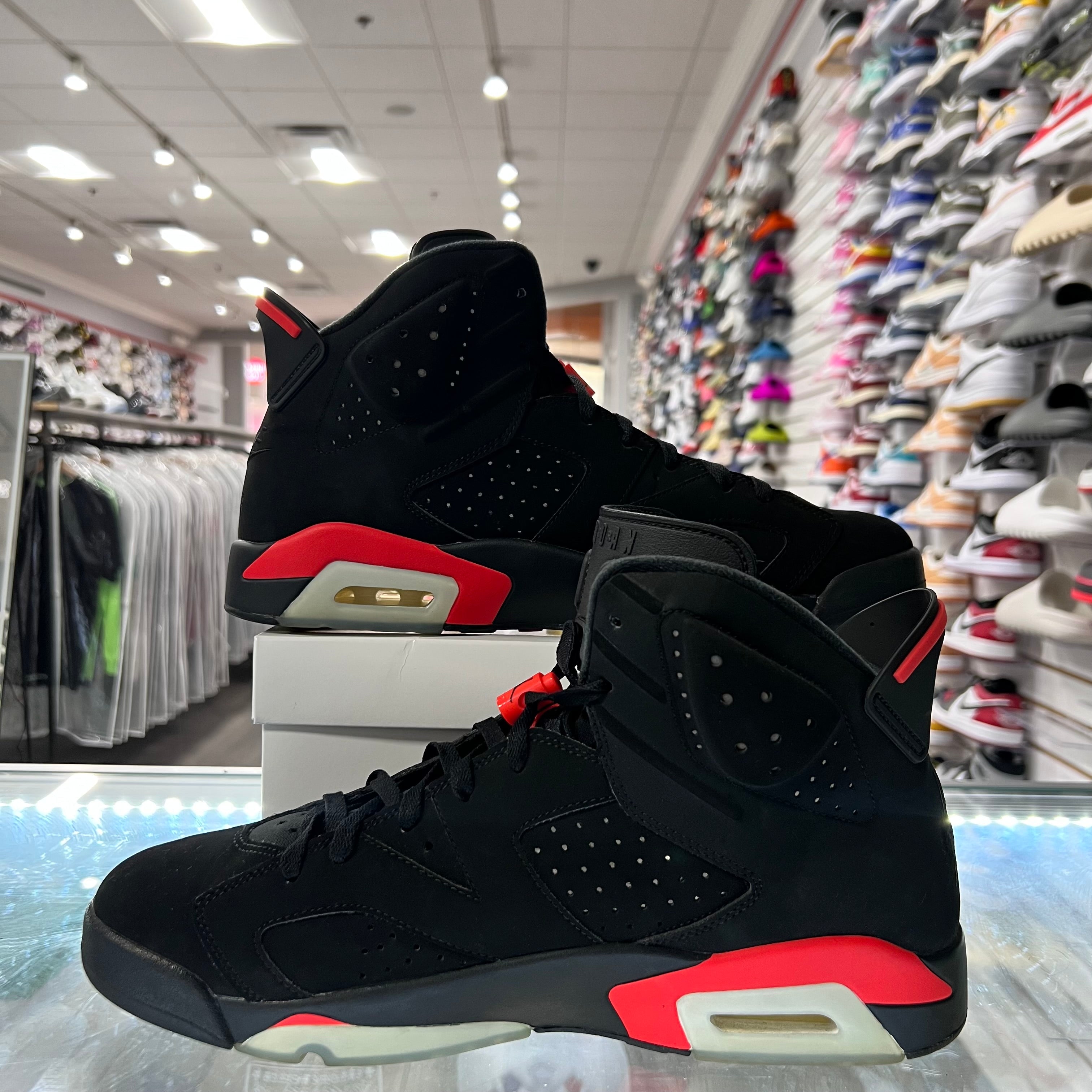 Jordan Retro 6 Mens Black Infrared (Lightly Worn+Replacement Box)