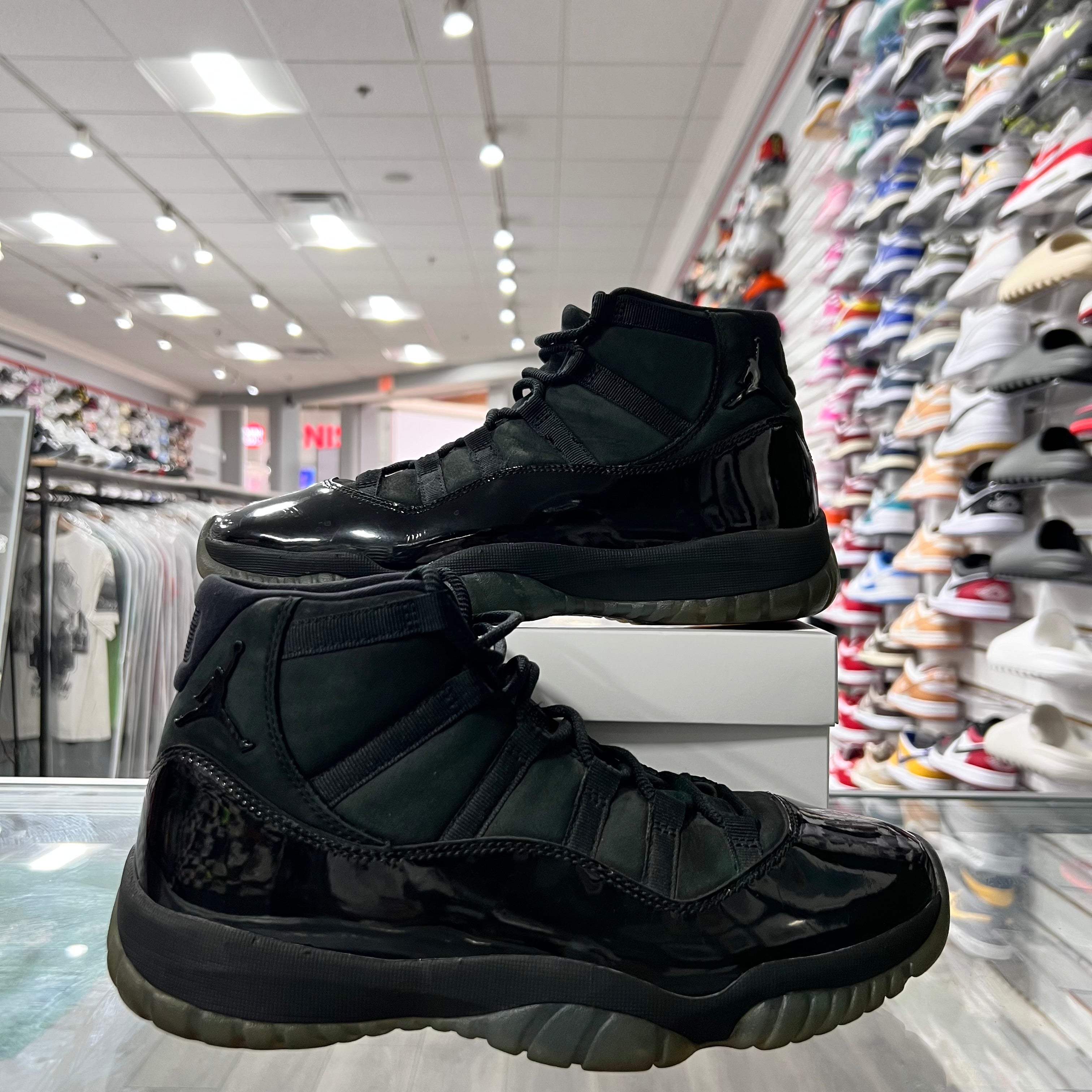 Jordan Retro 11 Mens Cap And Gown (Lightly Worn+Replacement Box)