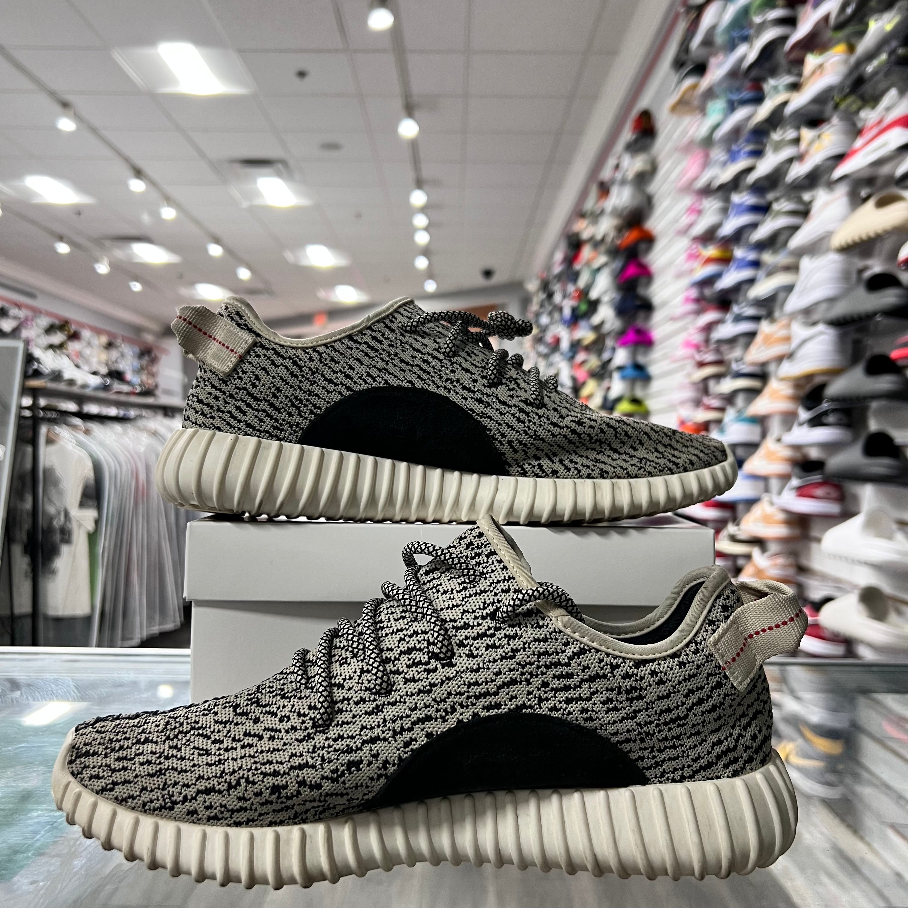 Adidas Yeezy 350 Turtle Dove (2022)(Lightly Worn+Replacement Box)