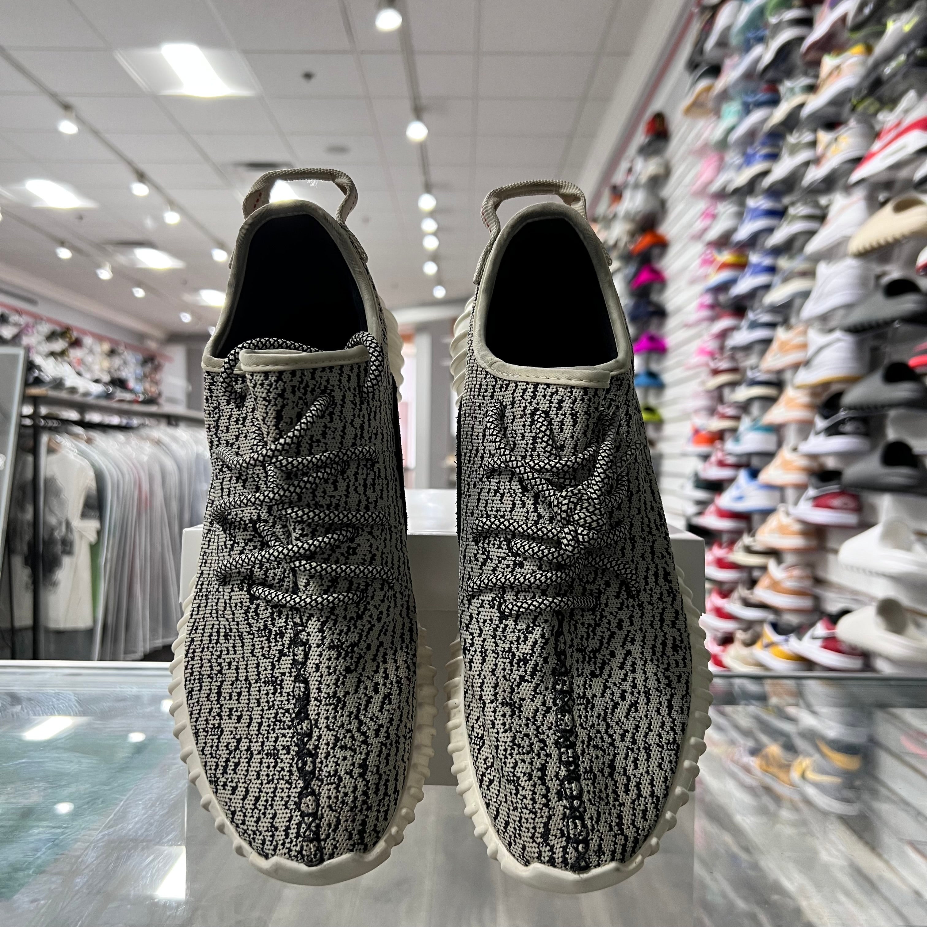 Adidas Yeezy 350 Turtle Dove (2022)(Lightly Worn+Replacement Box)