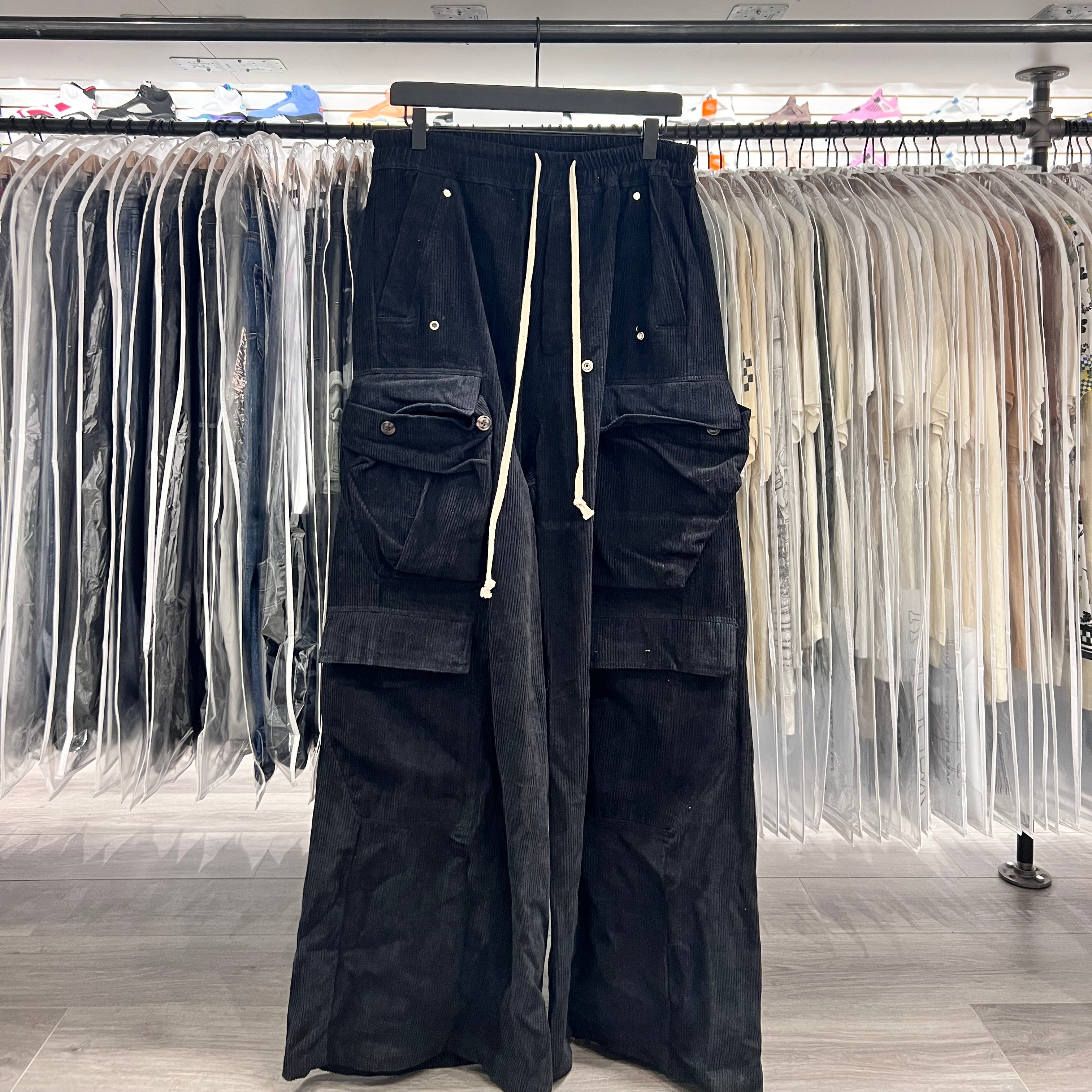 MNML Corduroy Flare Pants Black