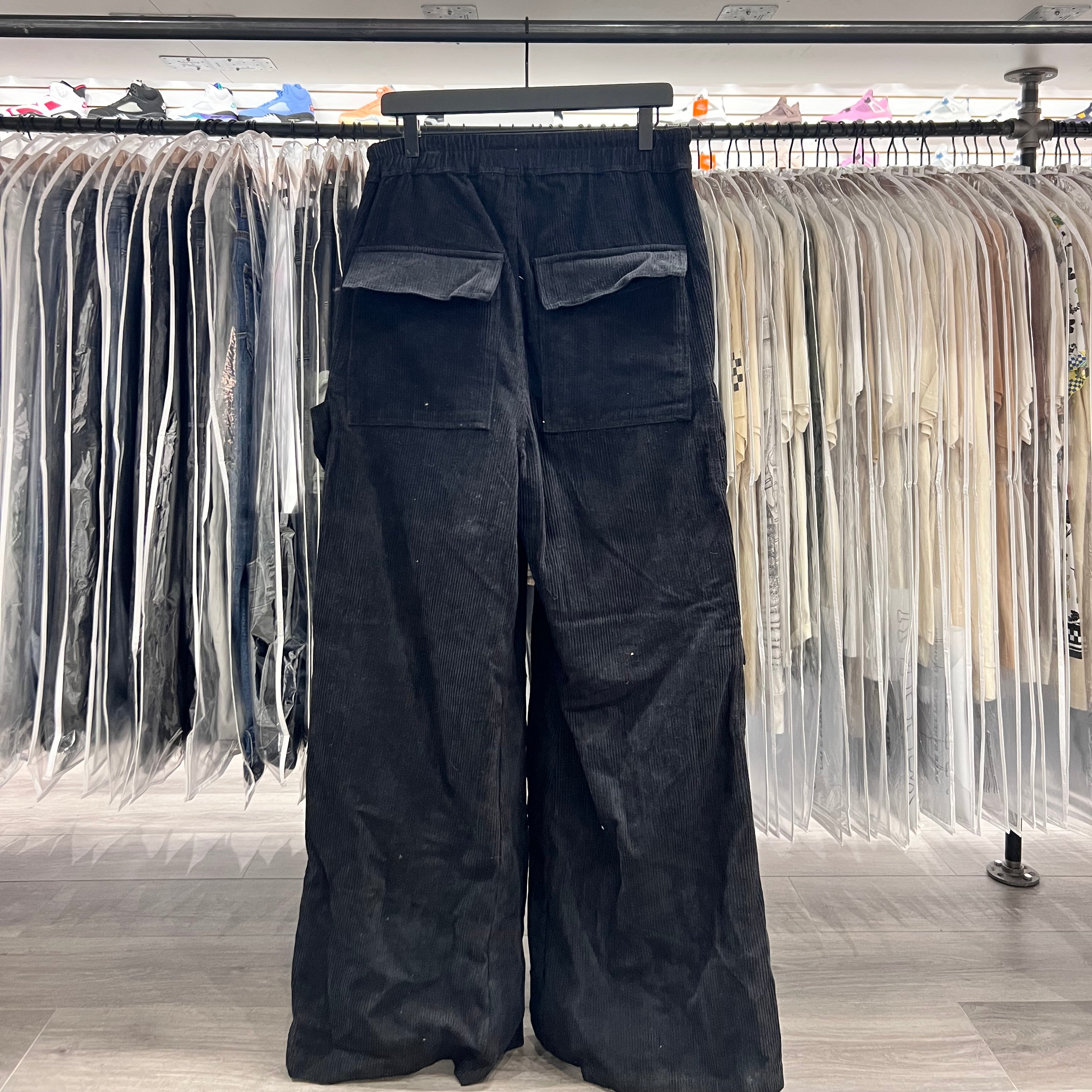 MNML Corduroy Flare Pants Black