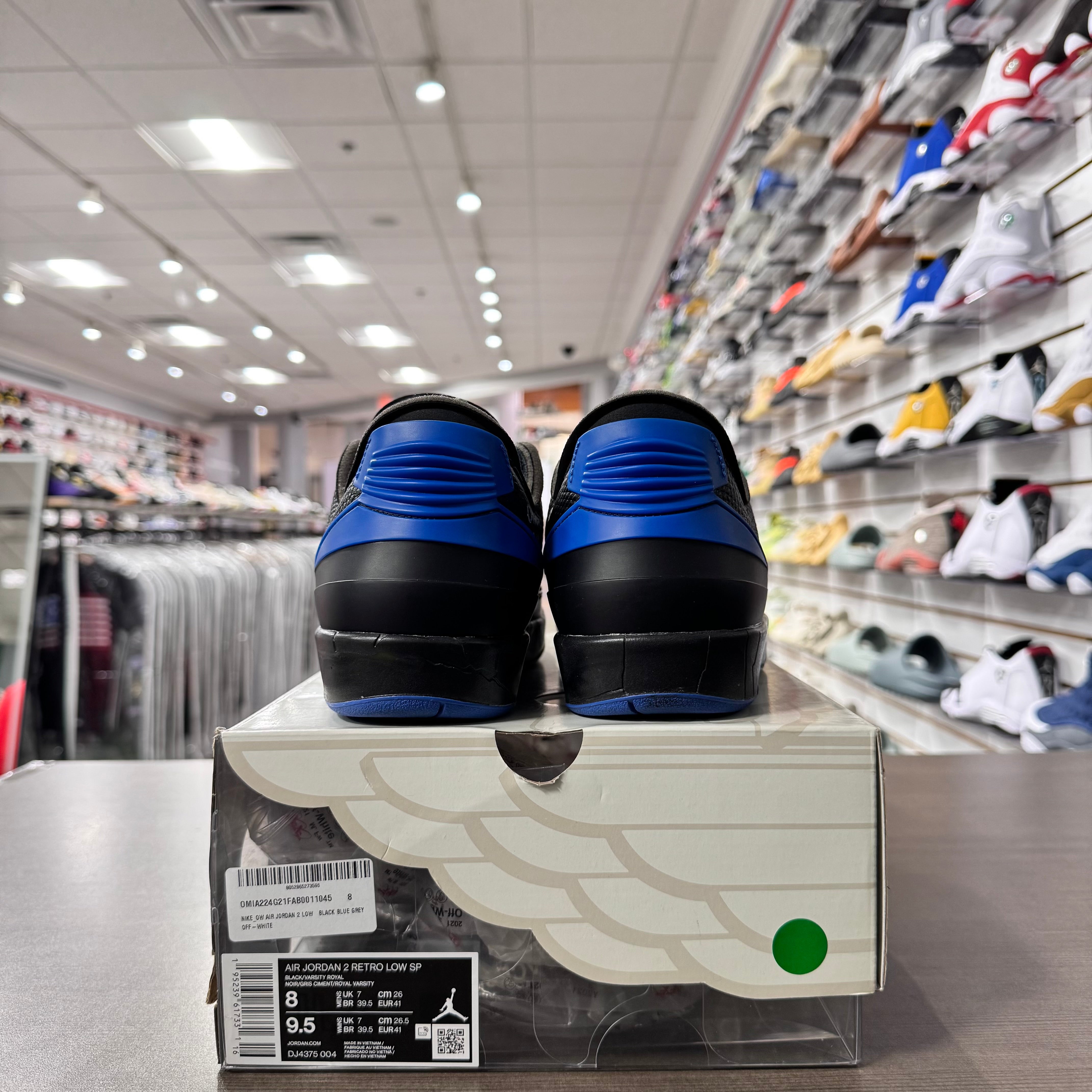 Jordan Retro 2 Low Mens Off White Black Blue (Lightly Worn)