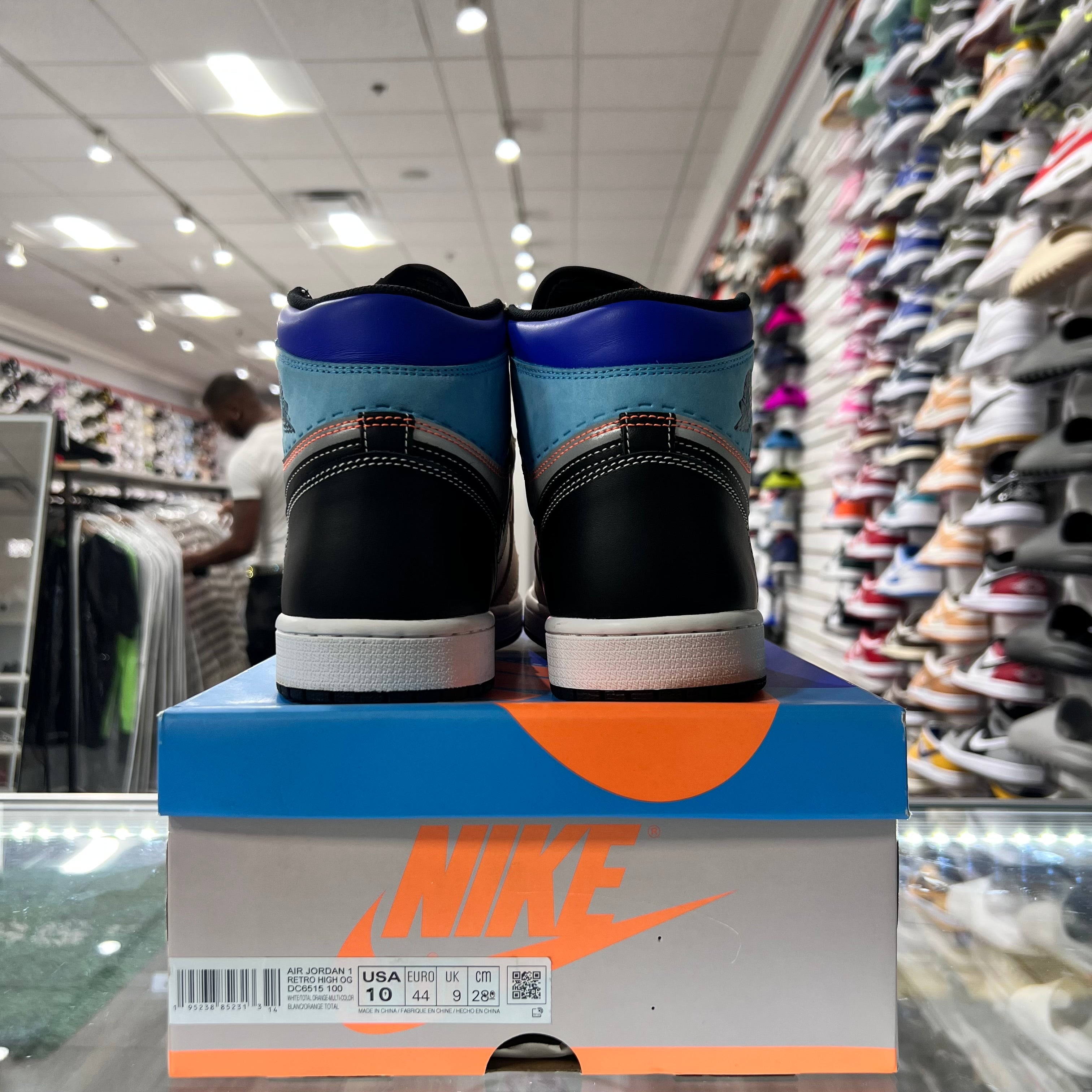 Jordan Retro 1 High OG Mens Prototype (Lightly Worn)