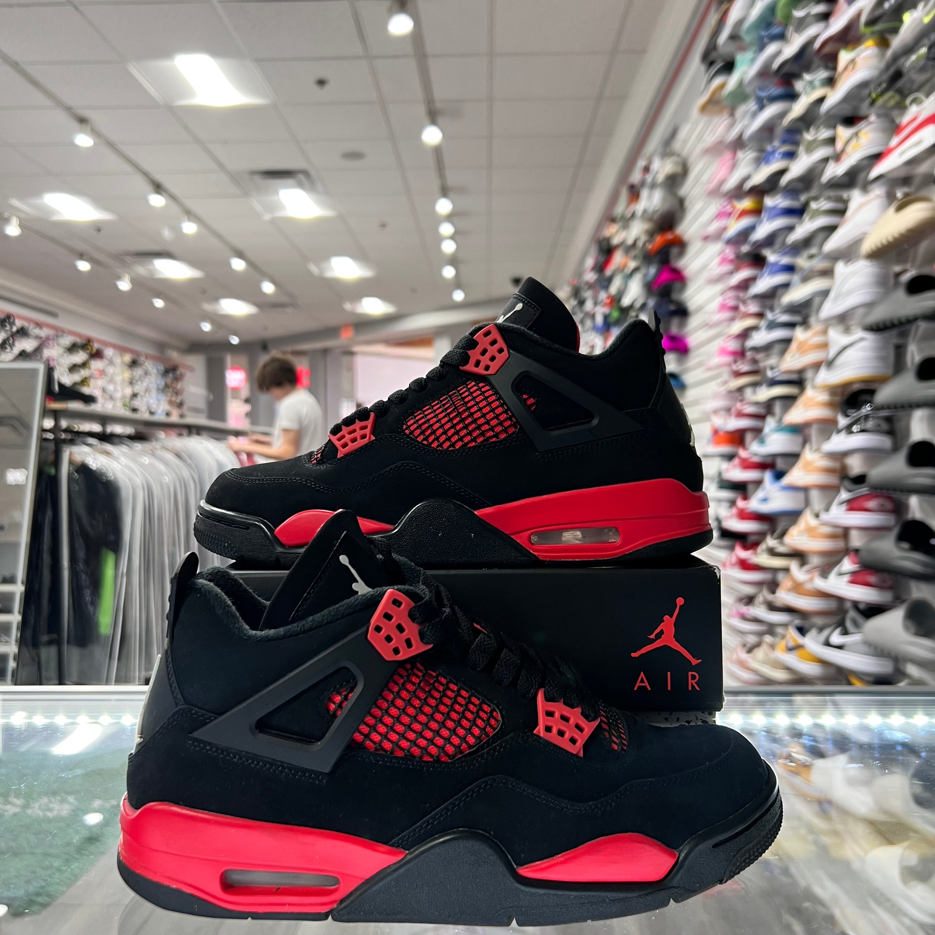 Jordan Retro 4 Mens Red Thunder (Lightly Worn)