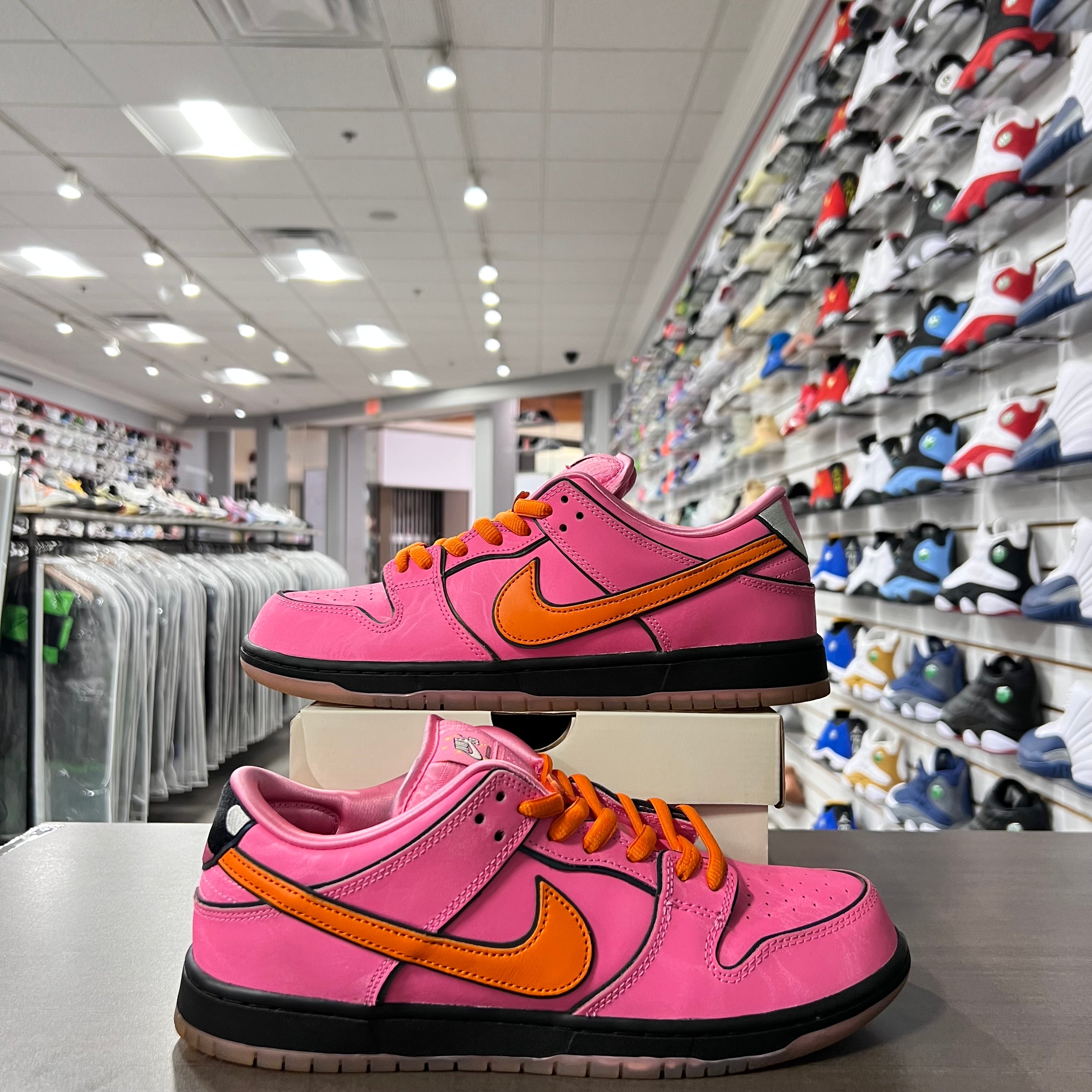 Nike Dunk Low SB Mens Powerpuff Girls Blossom (Lightly Worn)