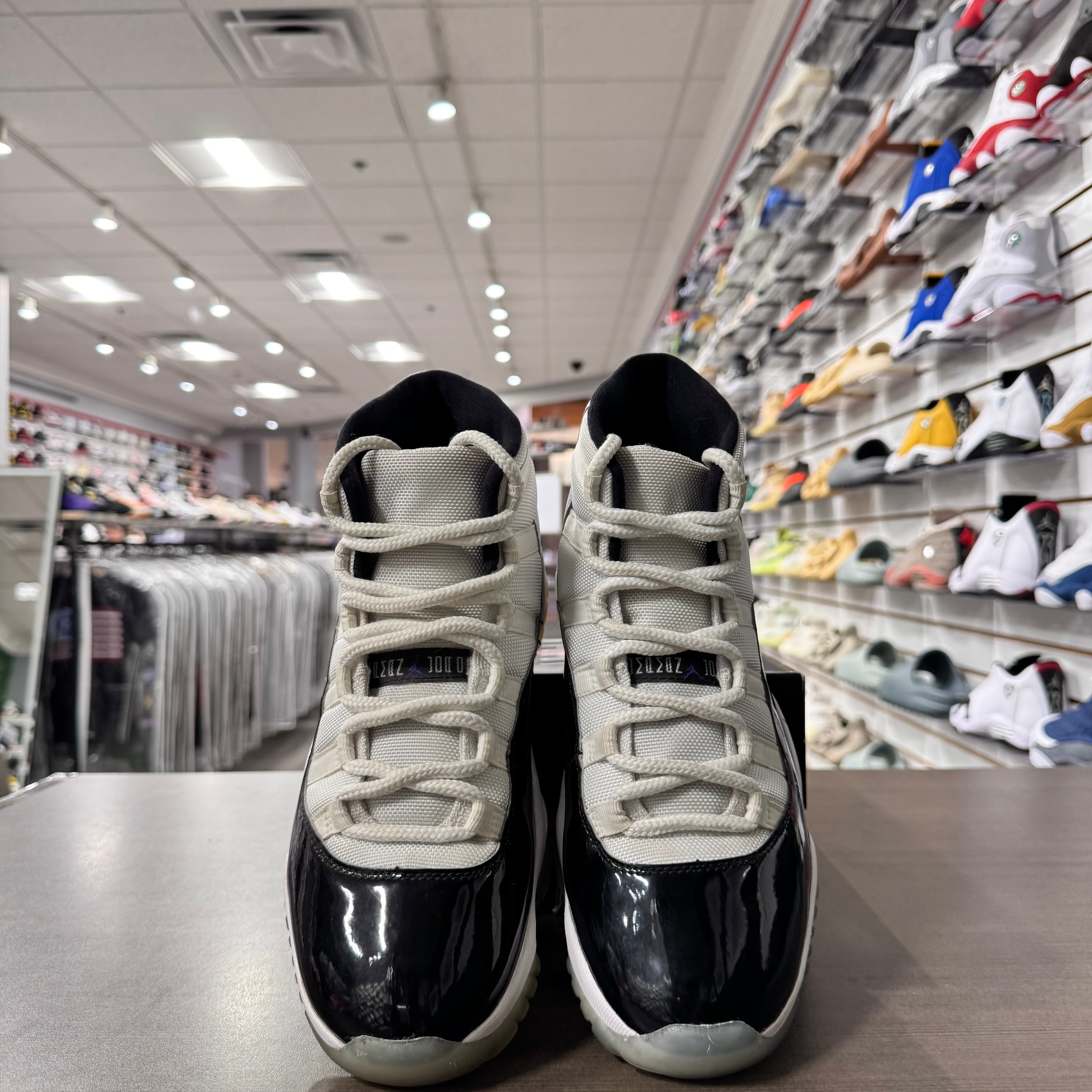 Jordan Retro 11 Mens Concord (Lightly Worn)