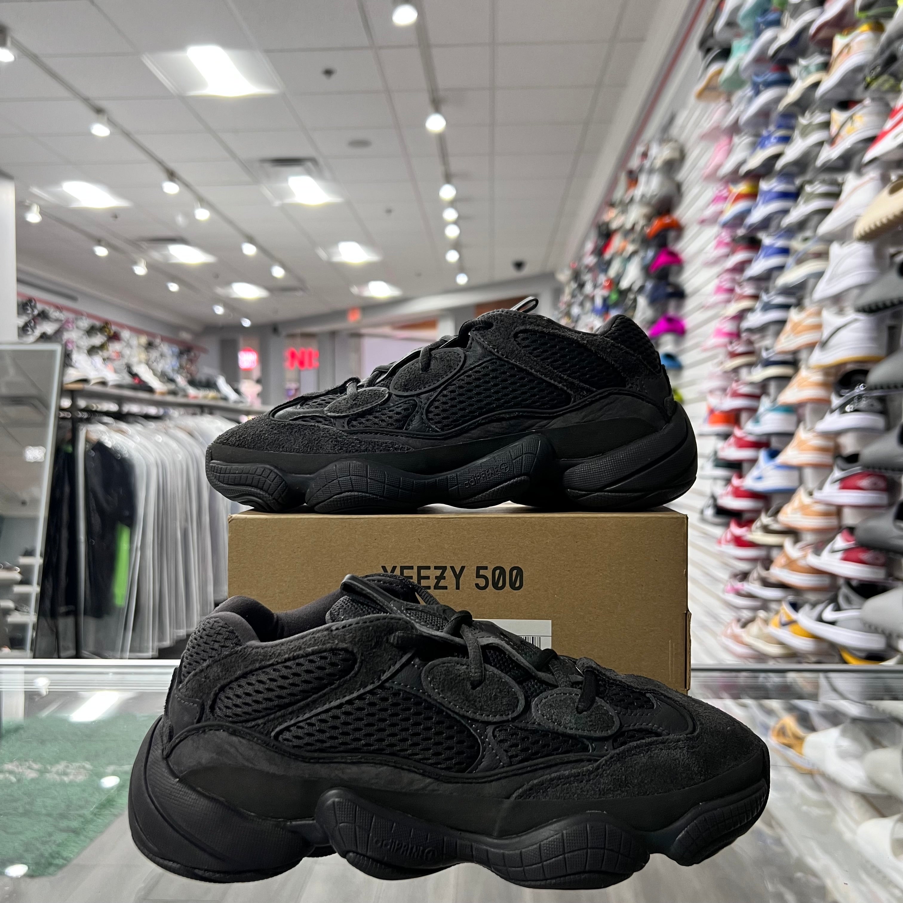 Adidas Yezzy 500 Utility Black (Lightly Worn)