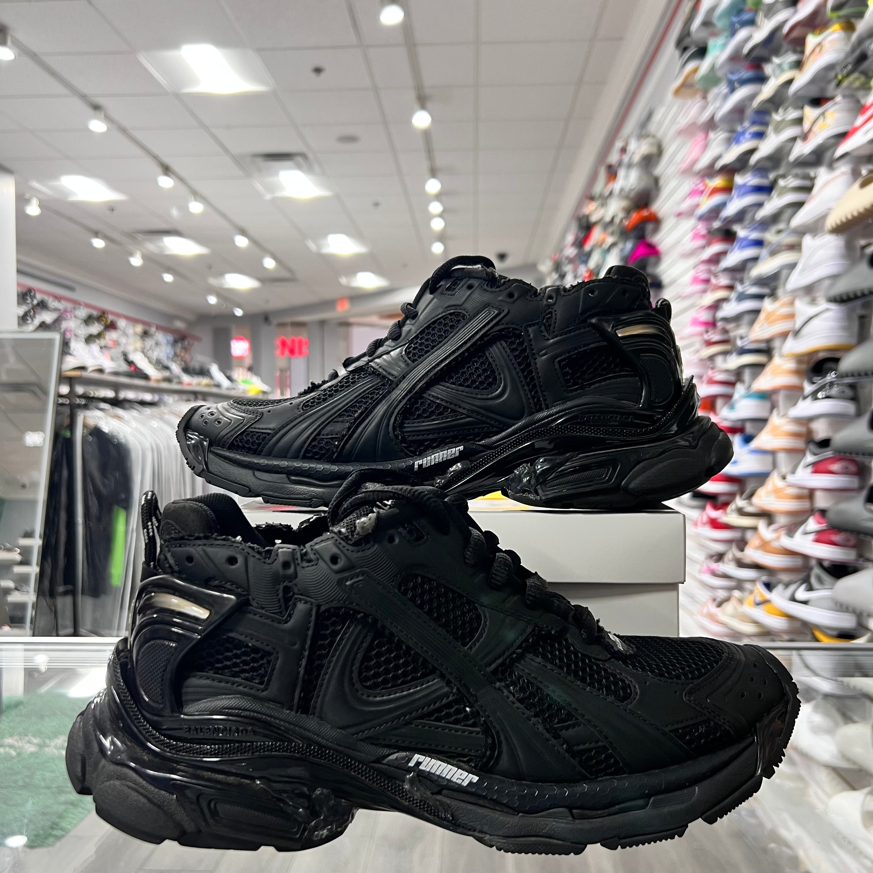 Balenciaga Runner Sneaker 'Black Matte' (Lightly Worn+Replacement Box)