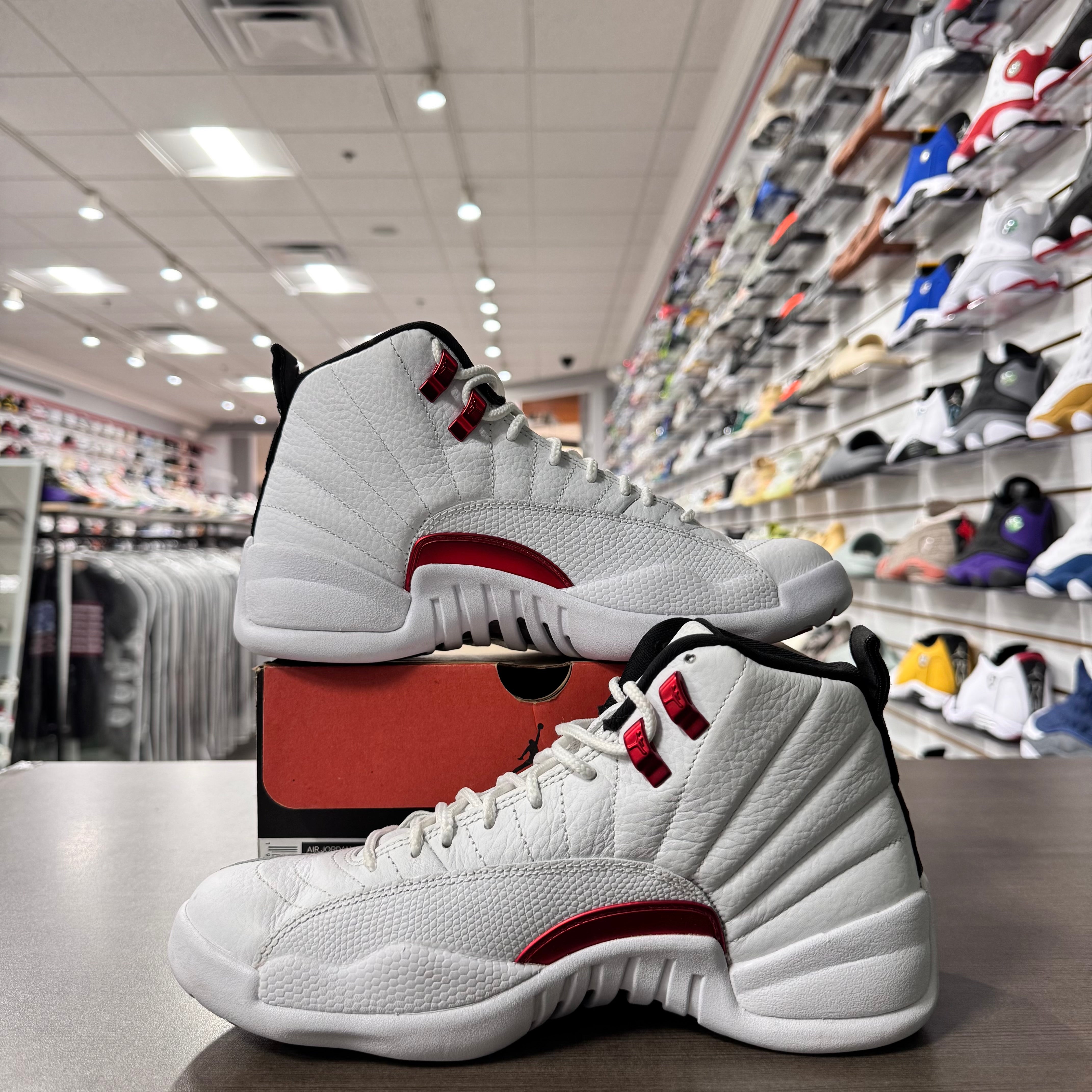 Jordan Retro 12 Mens Twist (Lightly Worn)