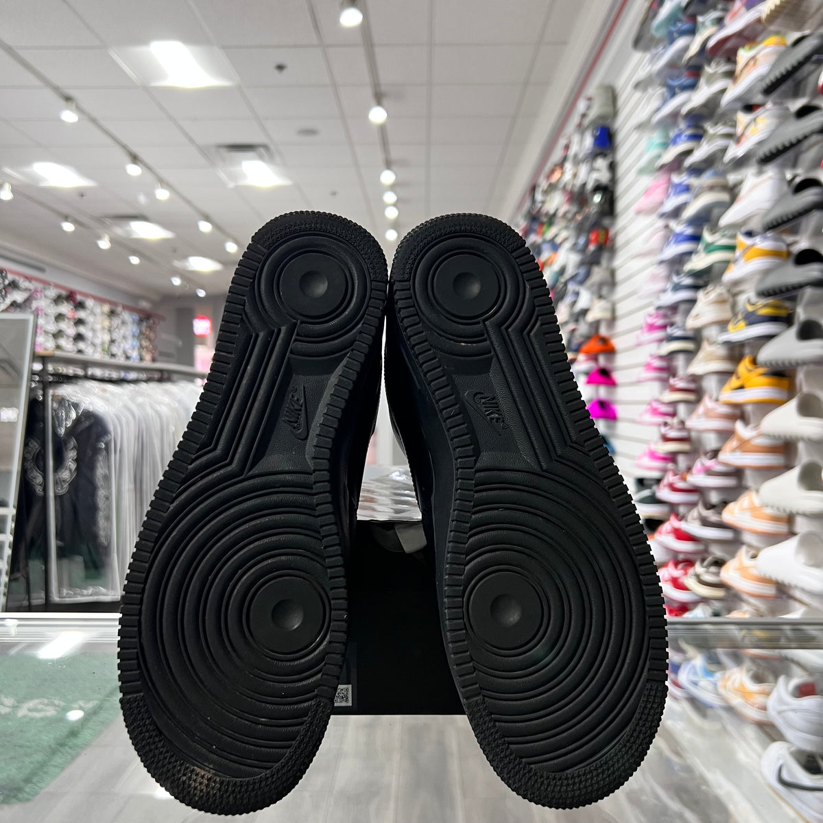 Nike X Supreme AF1 Black (Lightly Worn)