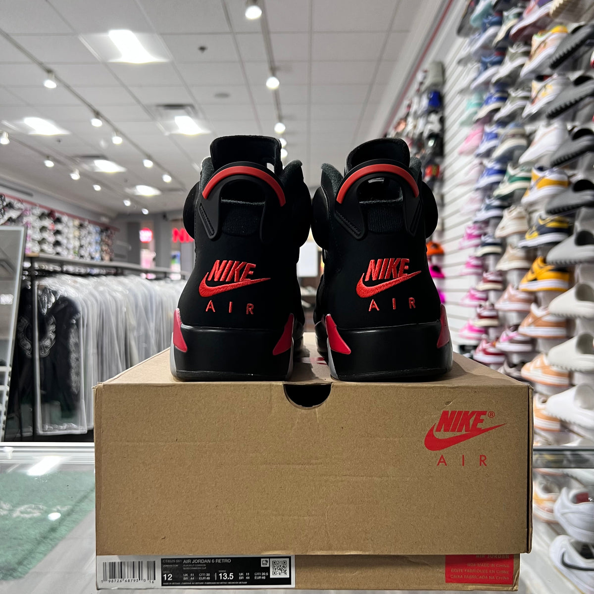 Jordan Retro 6 Mens Infrared Salesman (Lightly Worn)