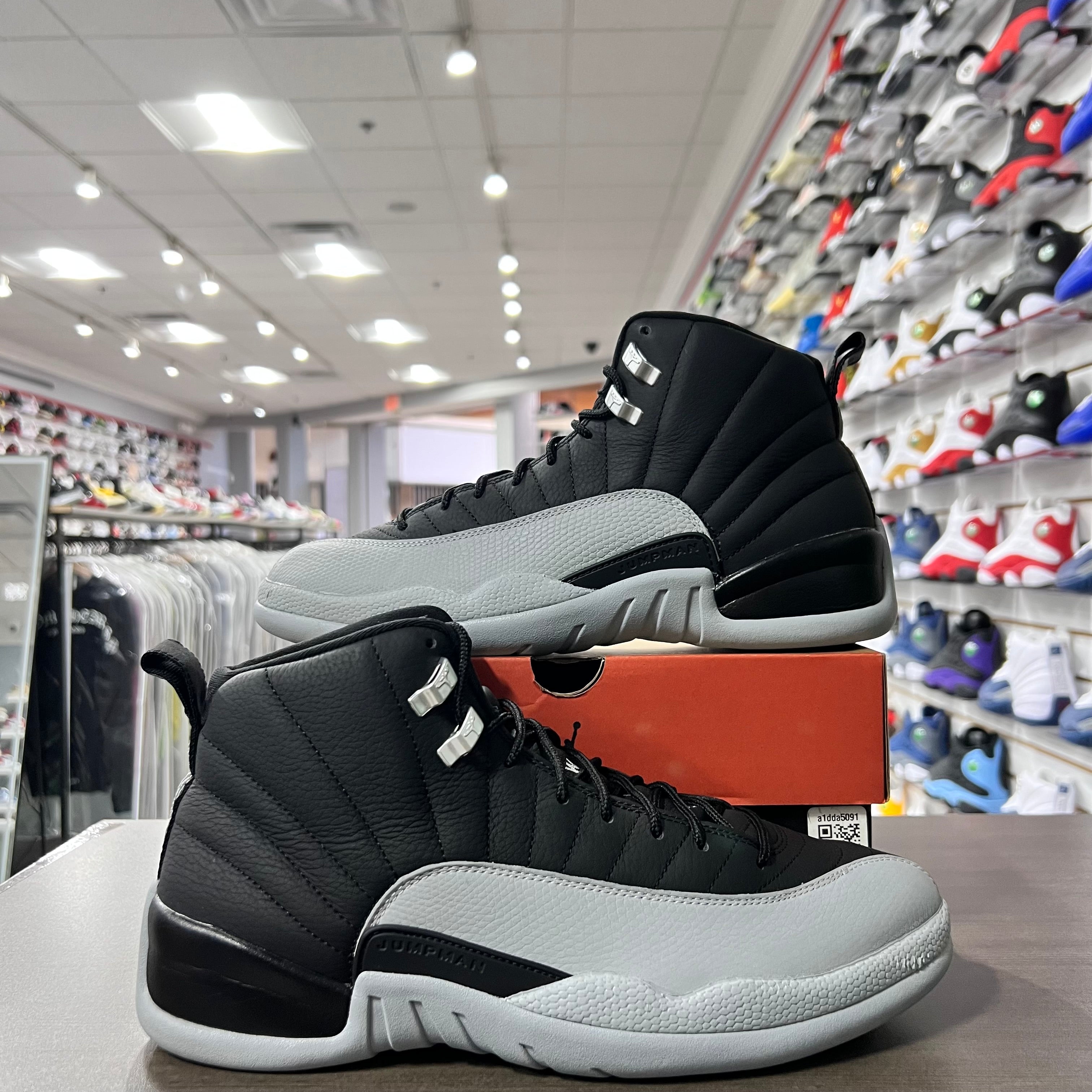 Jordan Retro 12 Mens Baron (Lightly Worn)