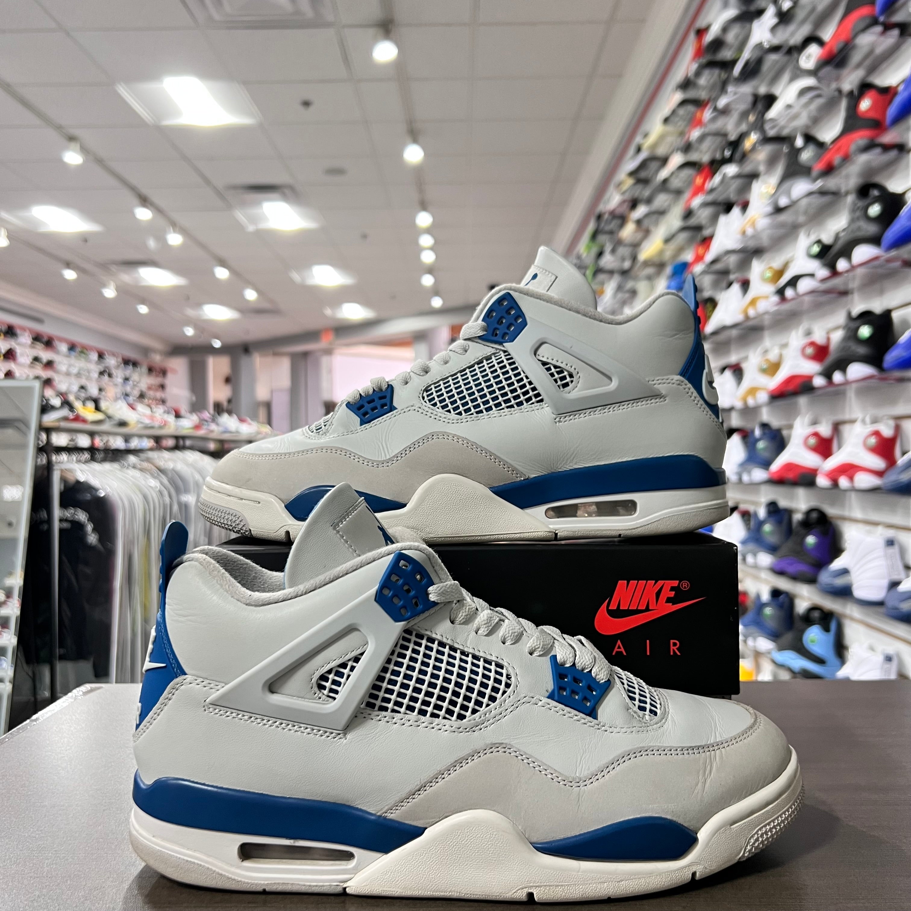 Jordan Retro 4 Mens Military Blue (Lightly Worn)