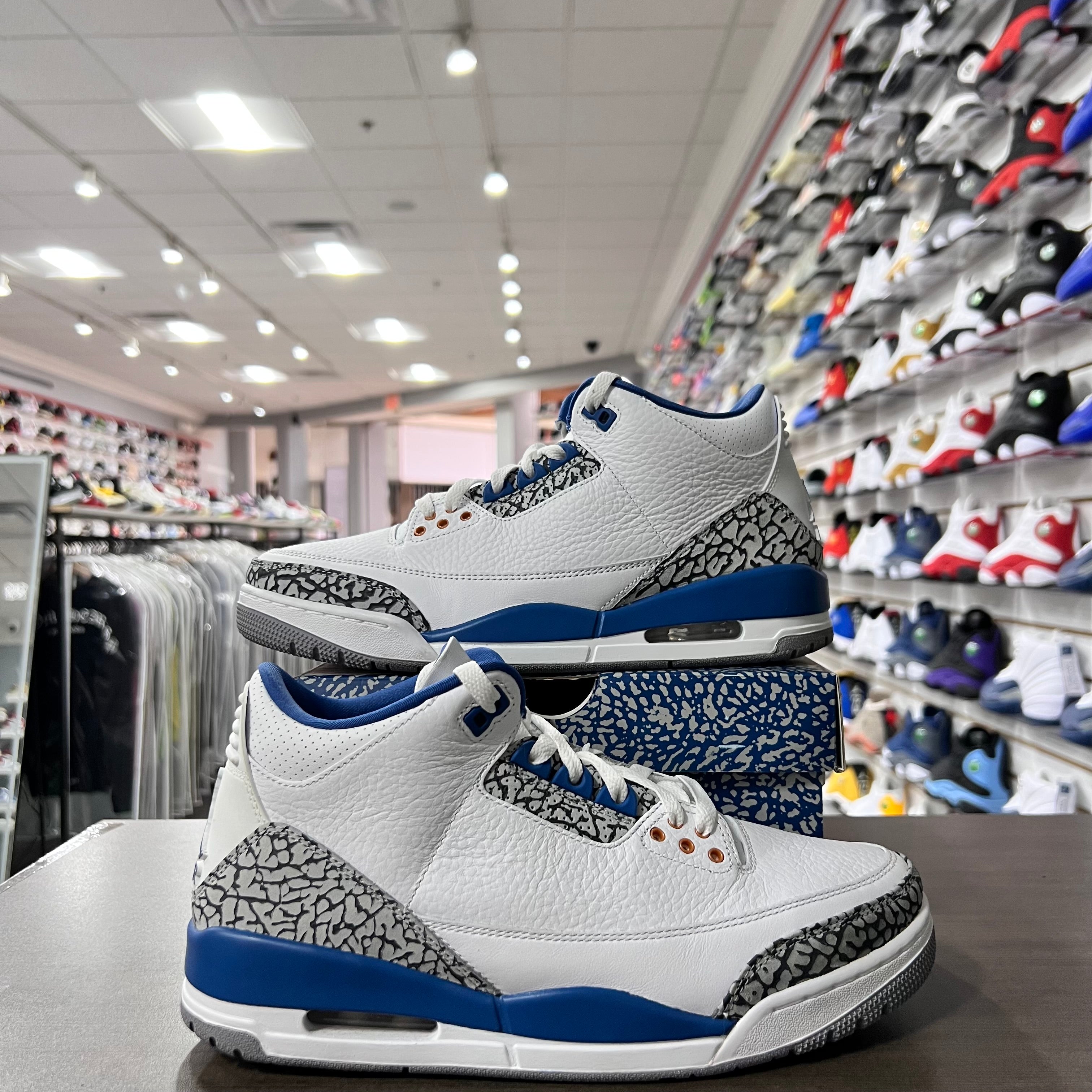 Jordan Retro 3 Mens Wizard (Lightly Worn)