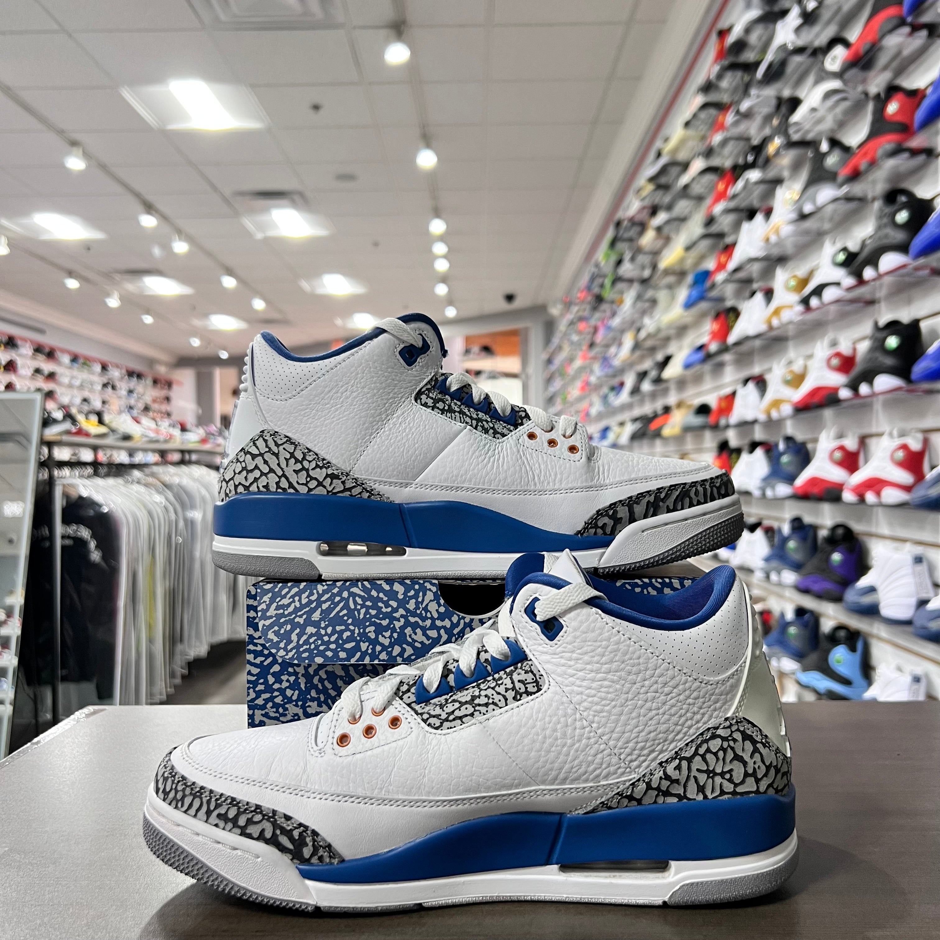 Jordan Retro 3 Mens Wizard (Lightly Worn)