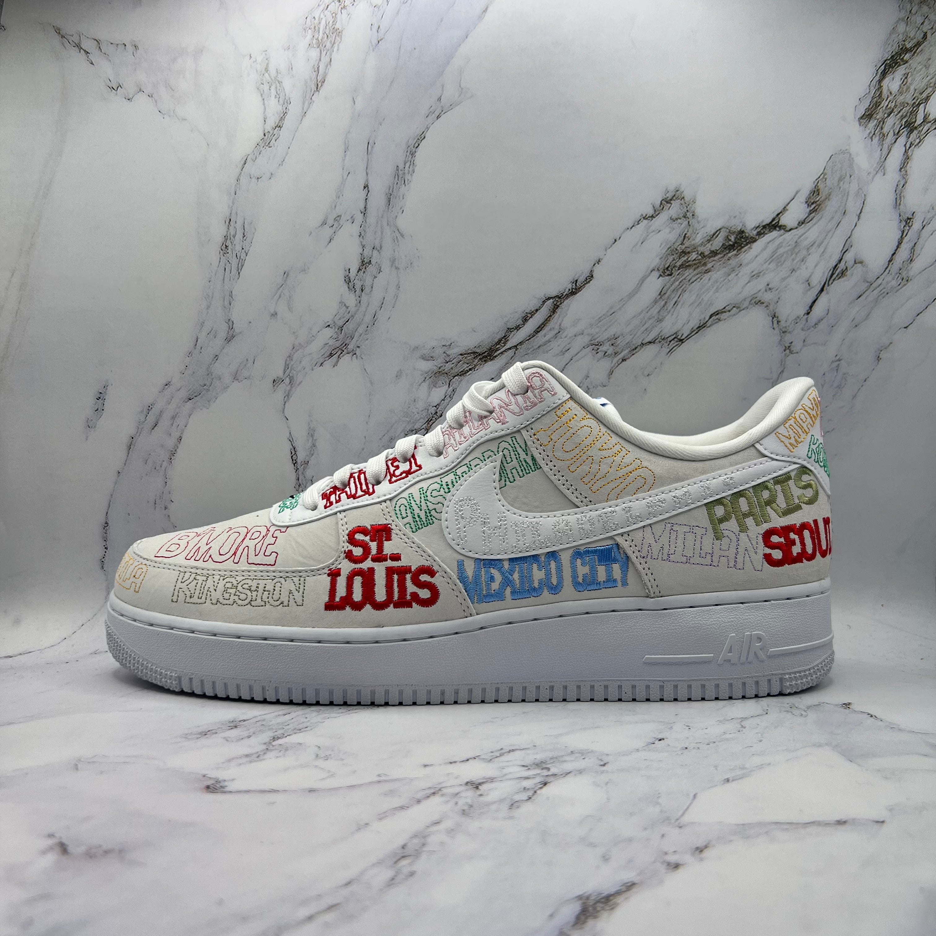 Nike Air Force 1 Low Mens World Tour White