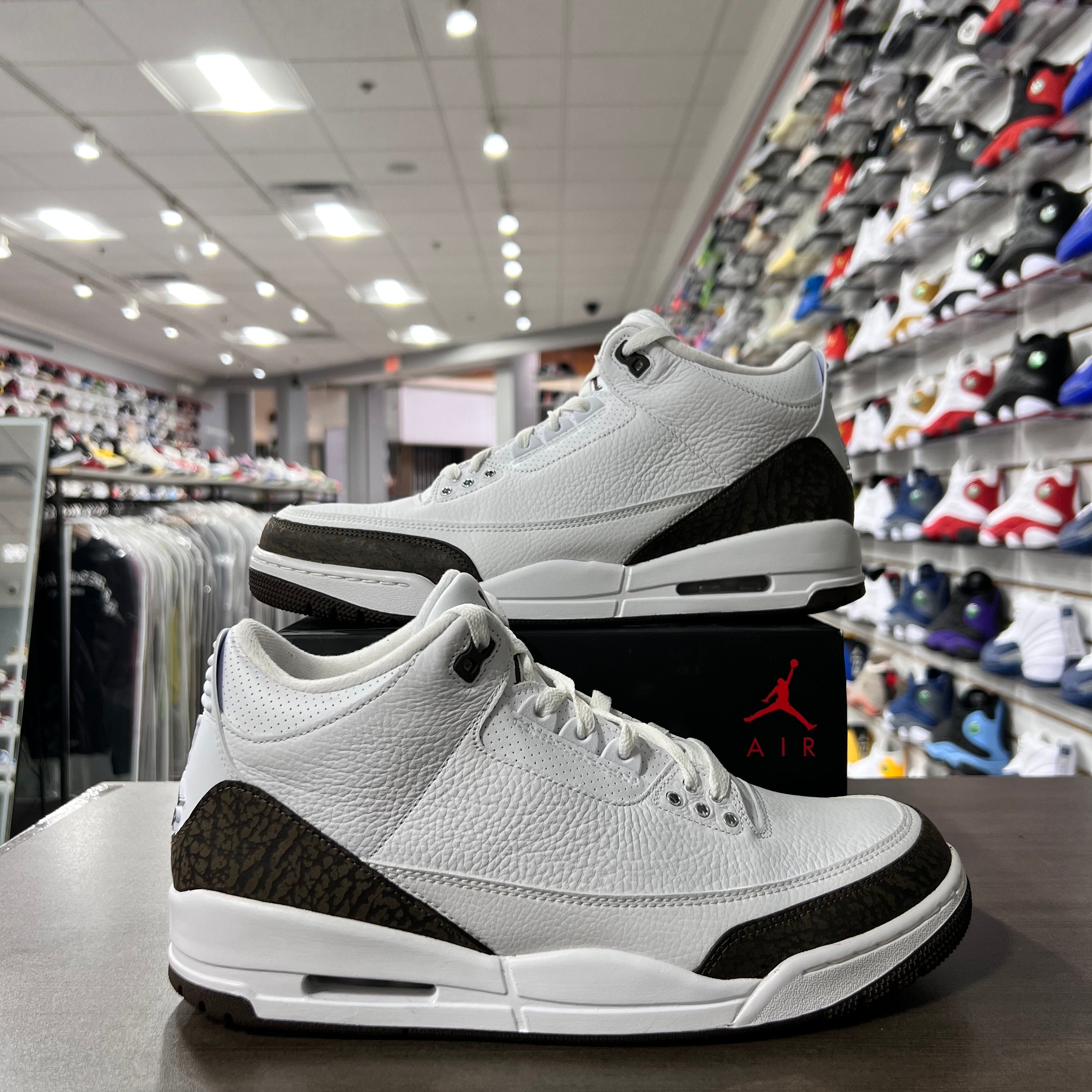 Jordan Retro 3 Mens Mocha (Lightly Worn)